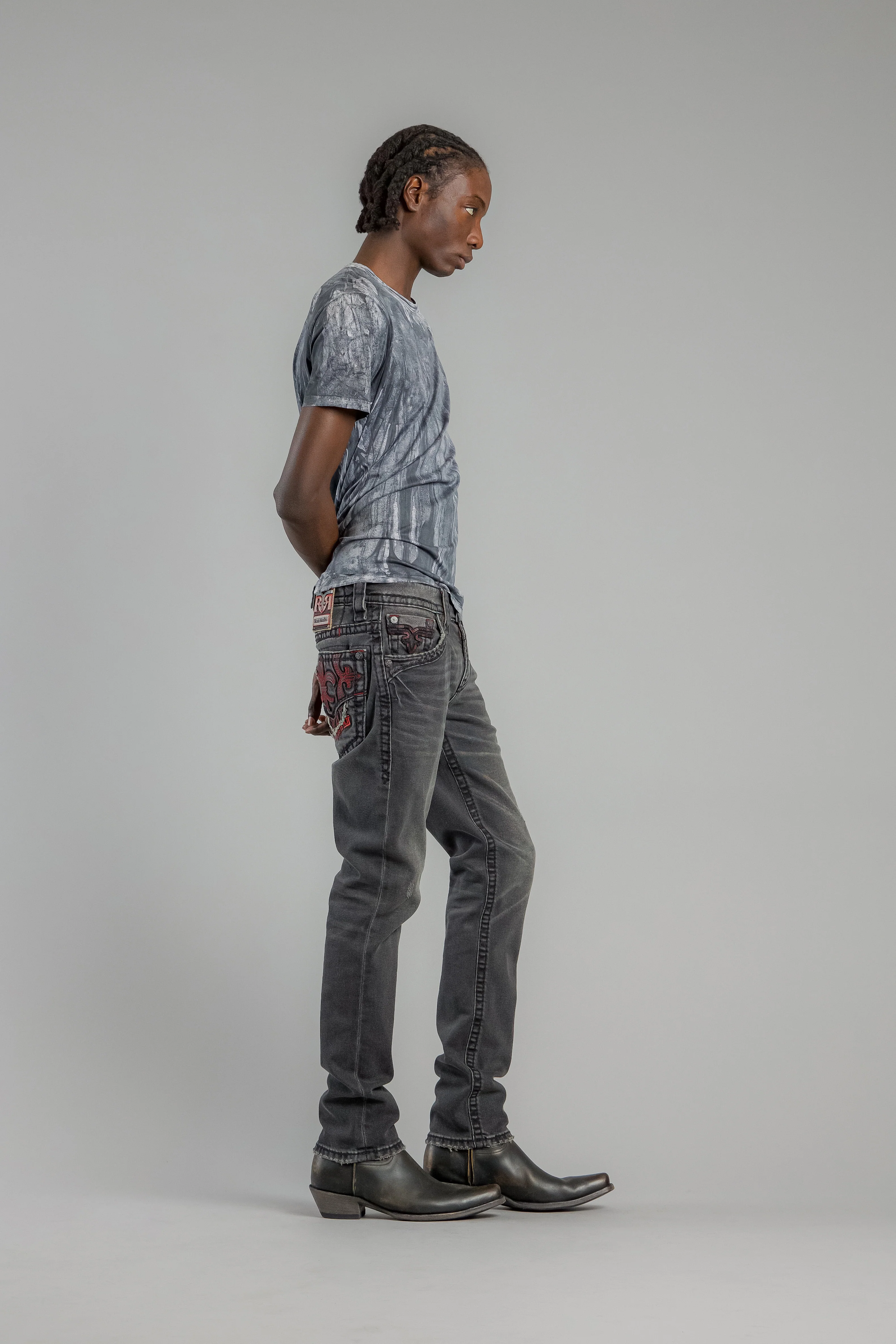 Adriel Alt Straight Jeans in Black - Image 4