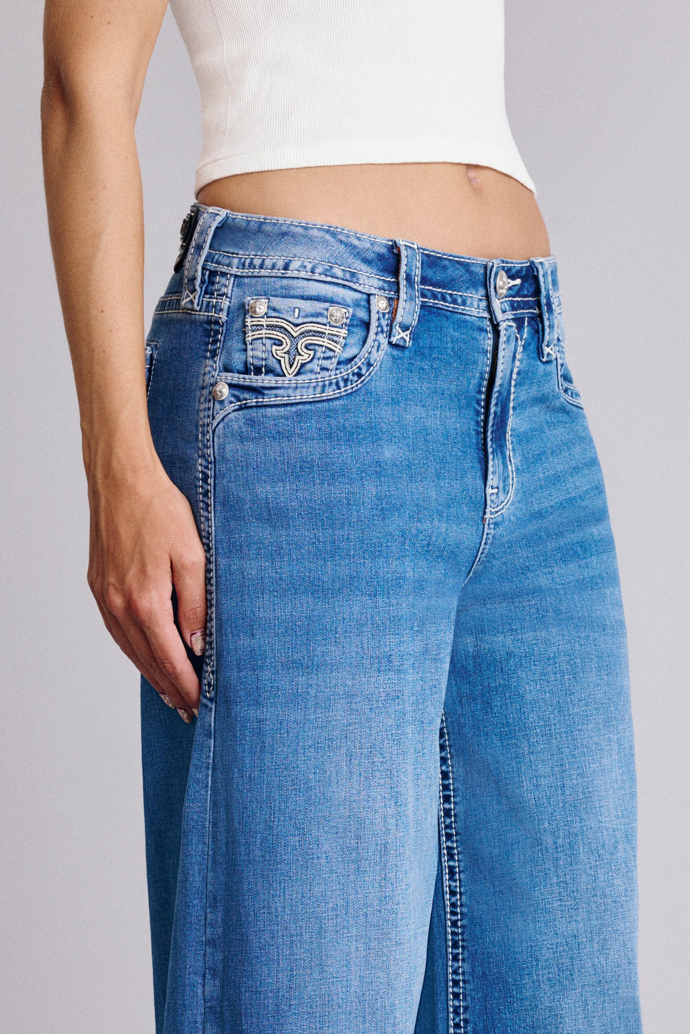 Alivia Oversized Wide-Leg Jeans Medium Blue - Image 13
