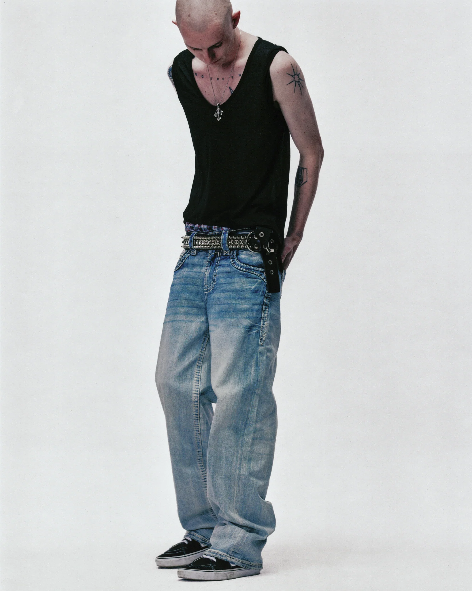 Arther Baggy 2 Jeans in Light Wash - Image 5