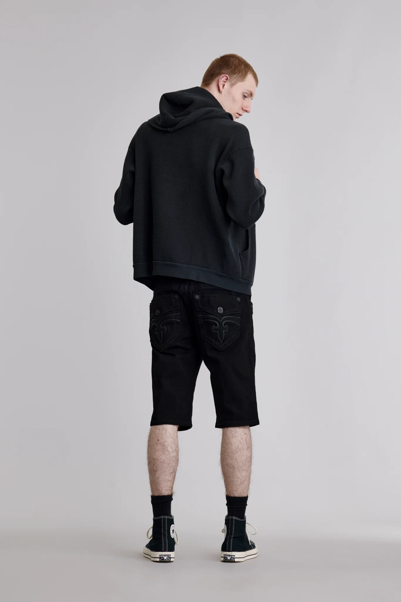 Arther Denim Shorts in Black - Image 2