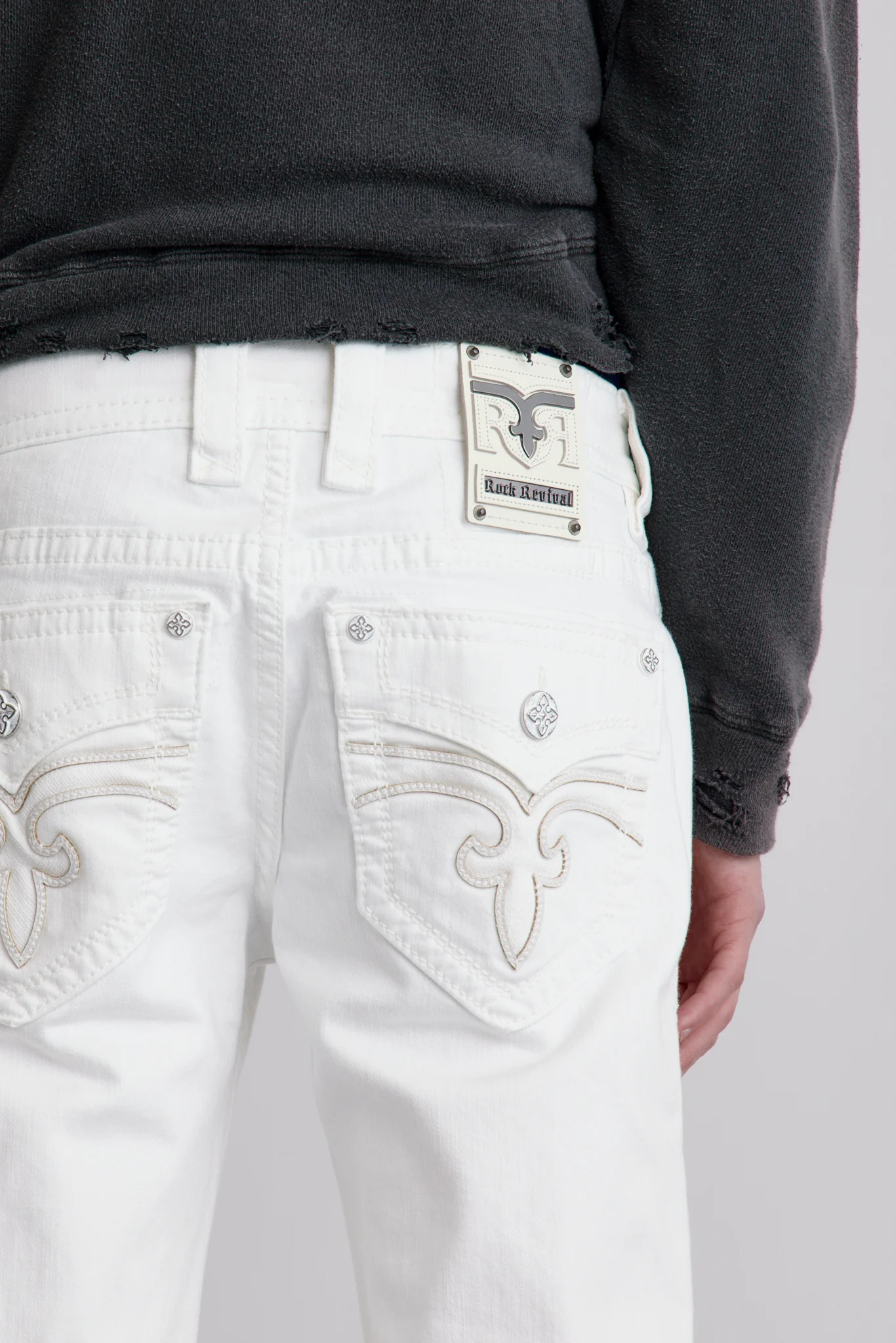 Arther Denim Shorts in White - Image 4