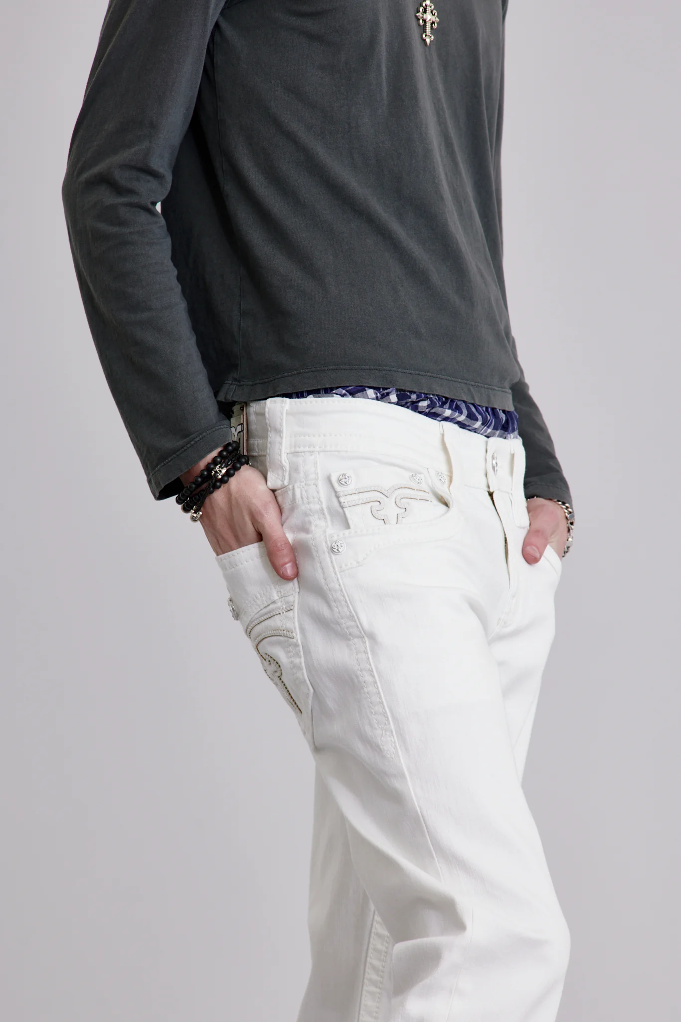 Arther Straight Jeans in White - Image 6