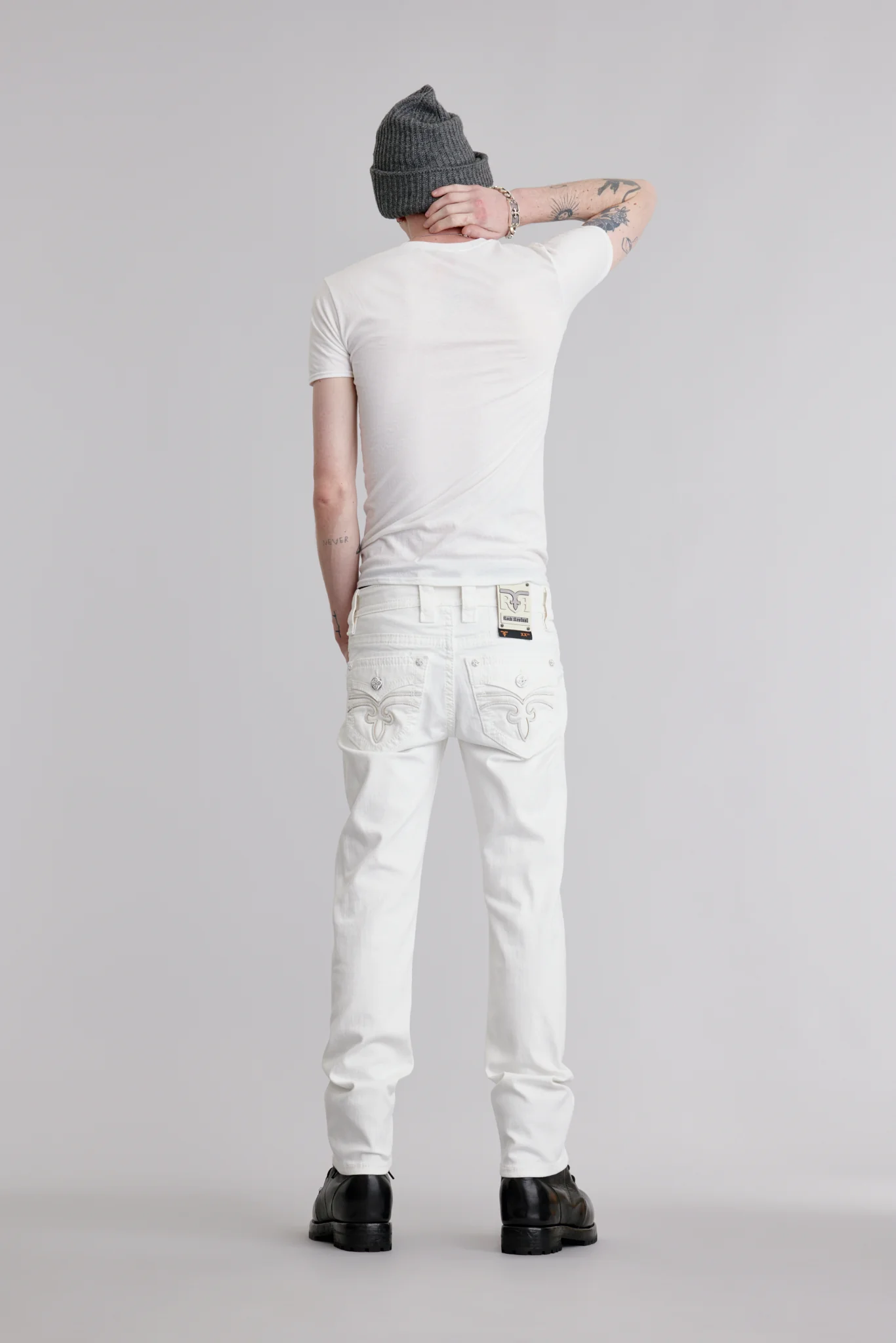 Arther Straight Jeans in White - Image 8