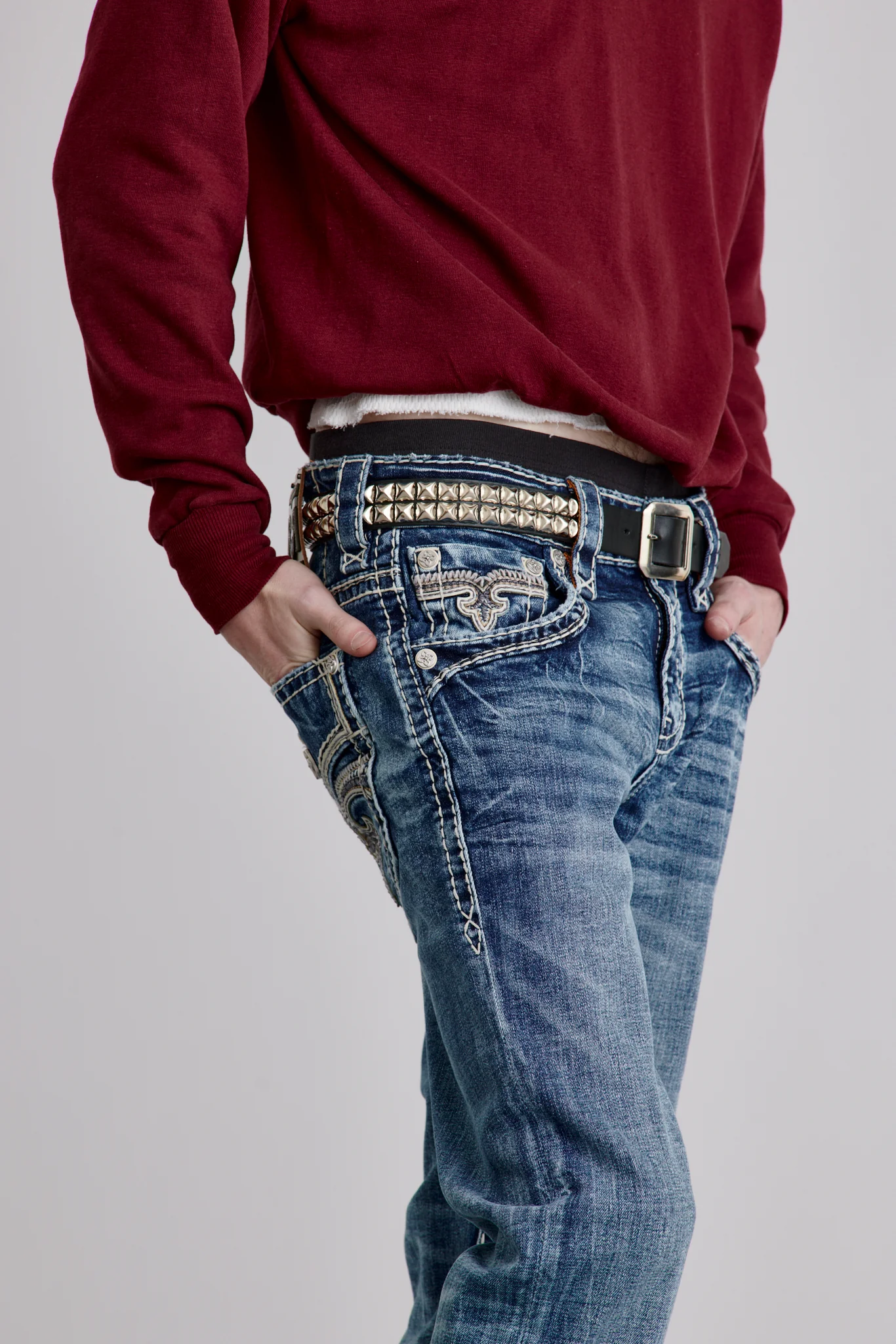 Arther Straight Jeans in Medium Blue - Image 4