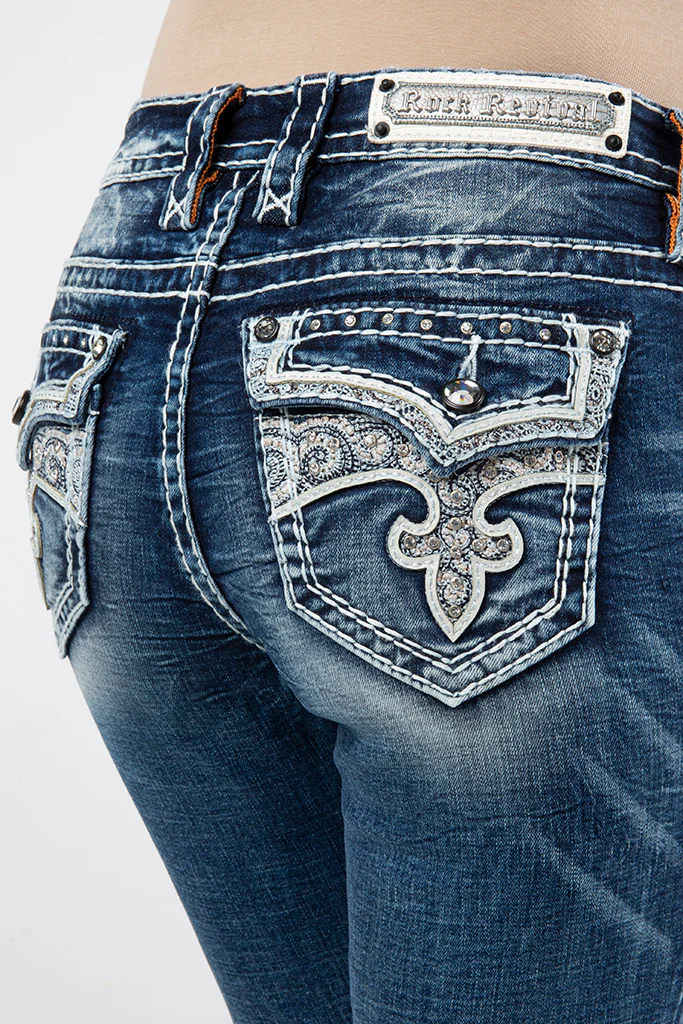 Bambi Skinny Jeans in Medium Blue - Image 10