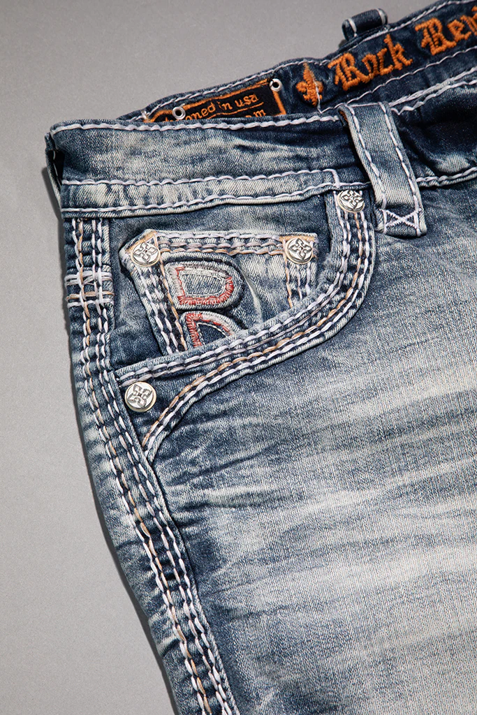 Baxter Straight Jeans in Light Blue - Image 7