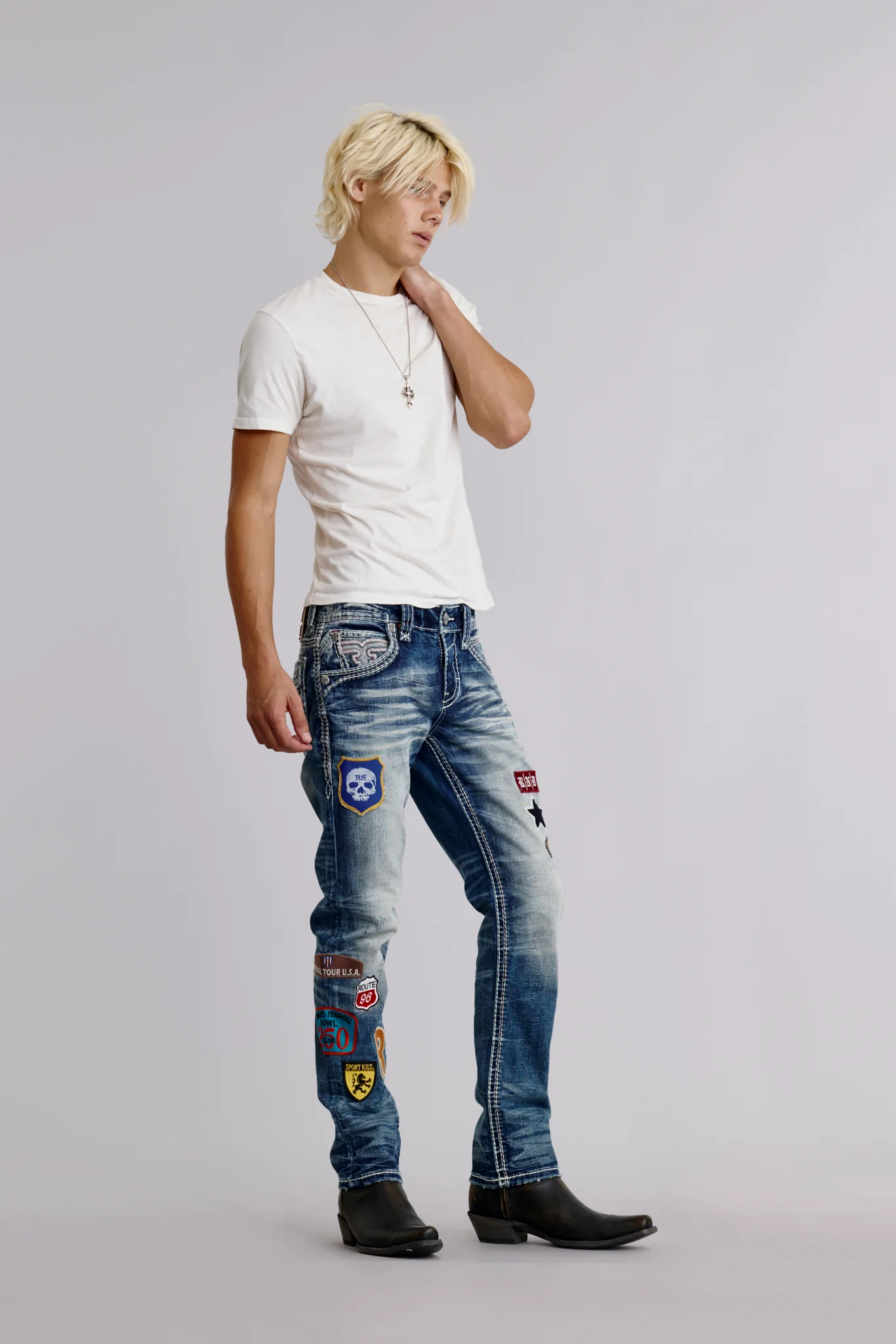 Brayen Straight Jeans in Medium Blue - Image 4