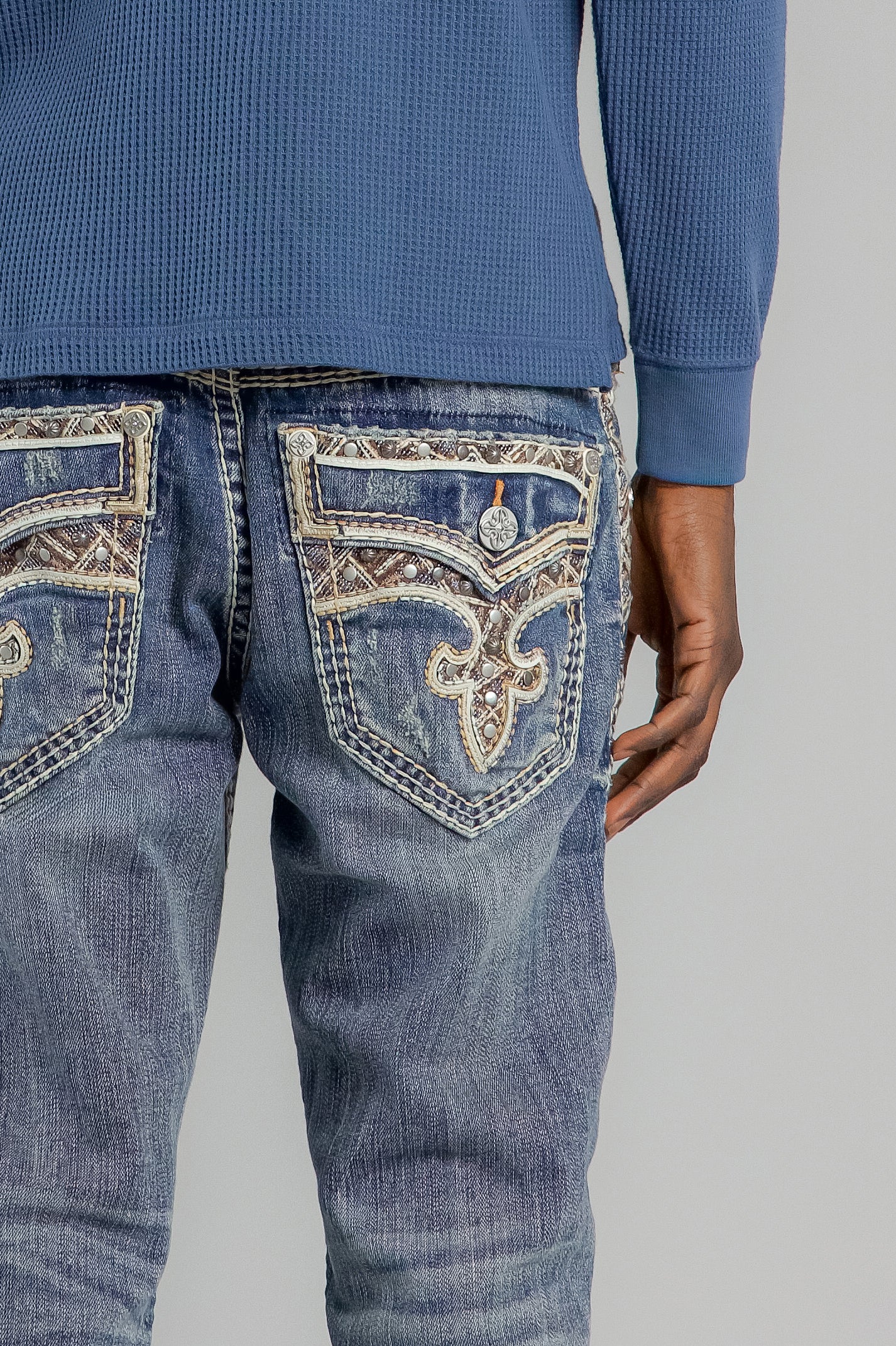 Brayen Straight Jeans in Dark Blue - Image 2