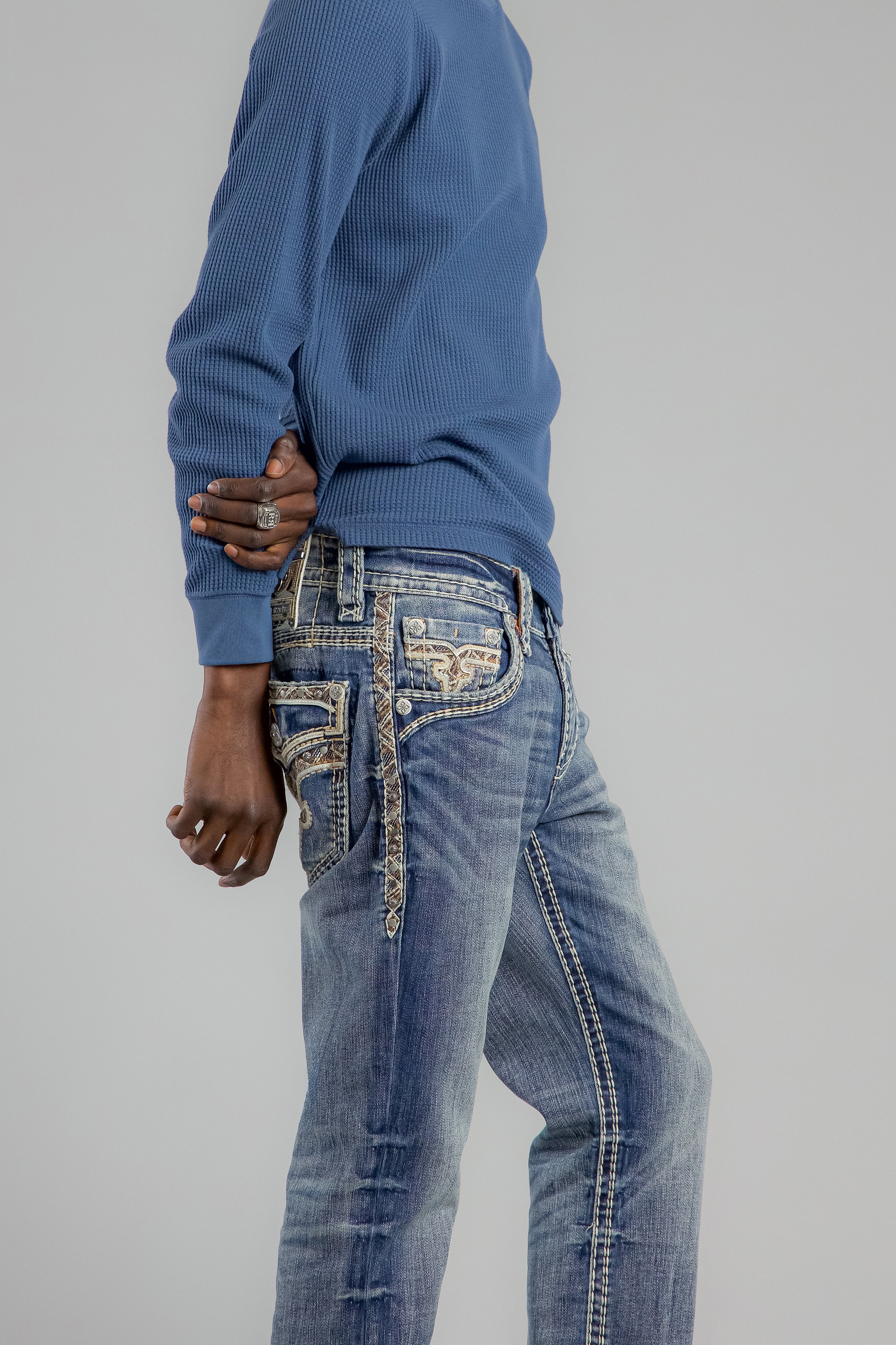 Brayen Straight Jeans in Dark Blue - Image 5
