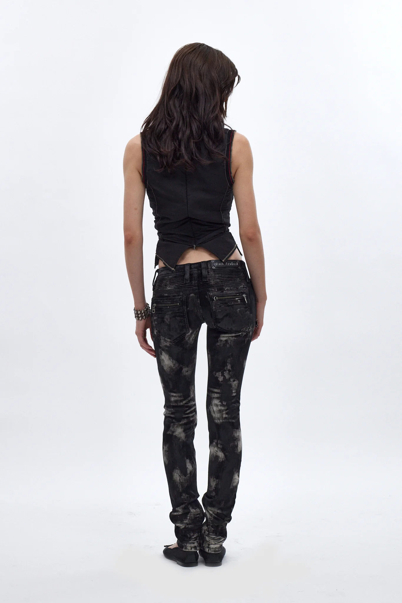 Camille Super Low-Rise Moto Skinny Jean in Black Granite. Black Coating - Image 5