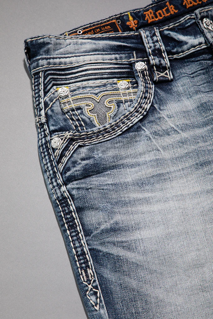 Cassian Alt Straight Jeans in Light Blue - Image 10