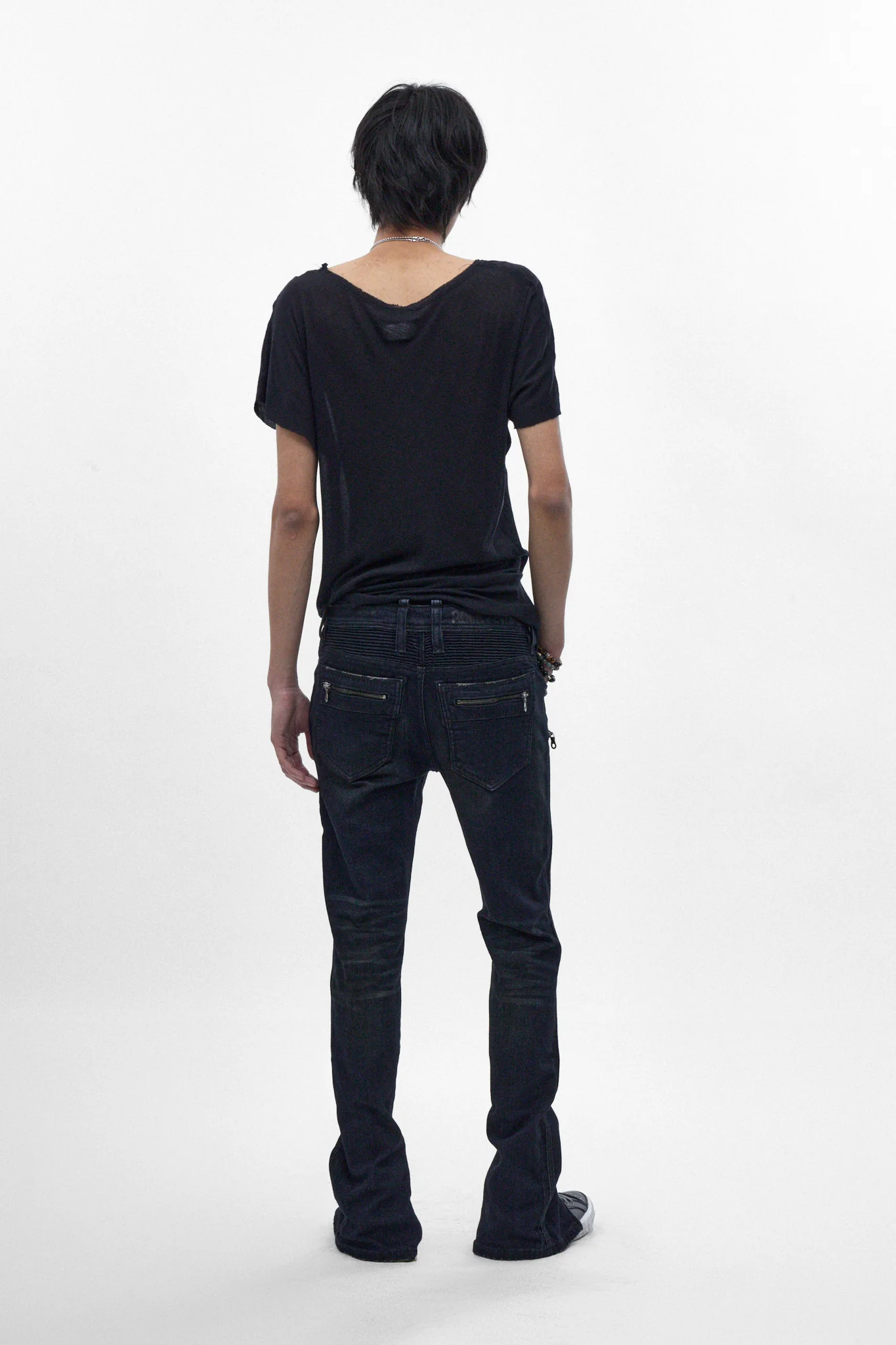 Charlie Slim Jeans in Dark Blue - Image 4