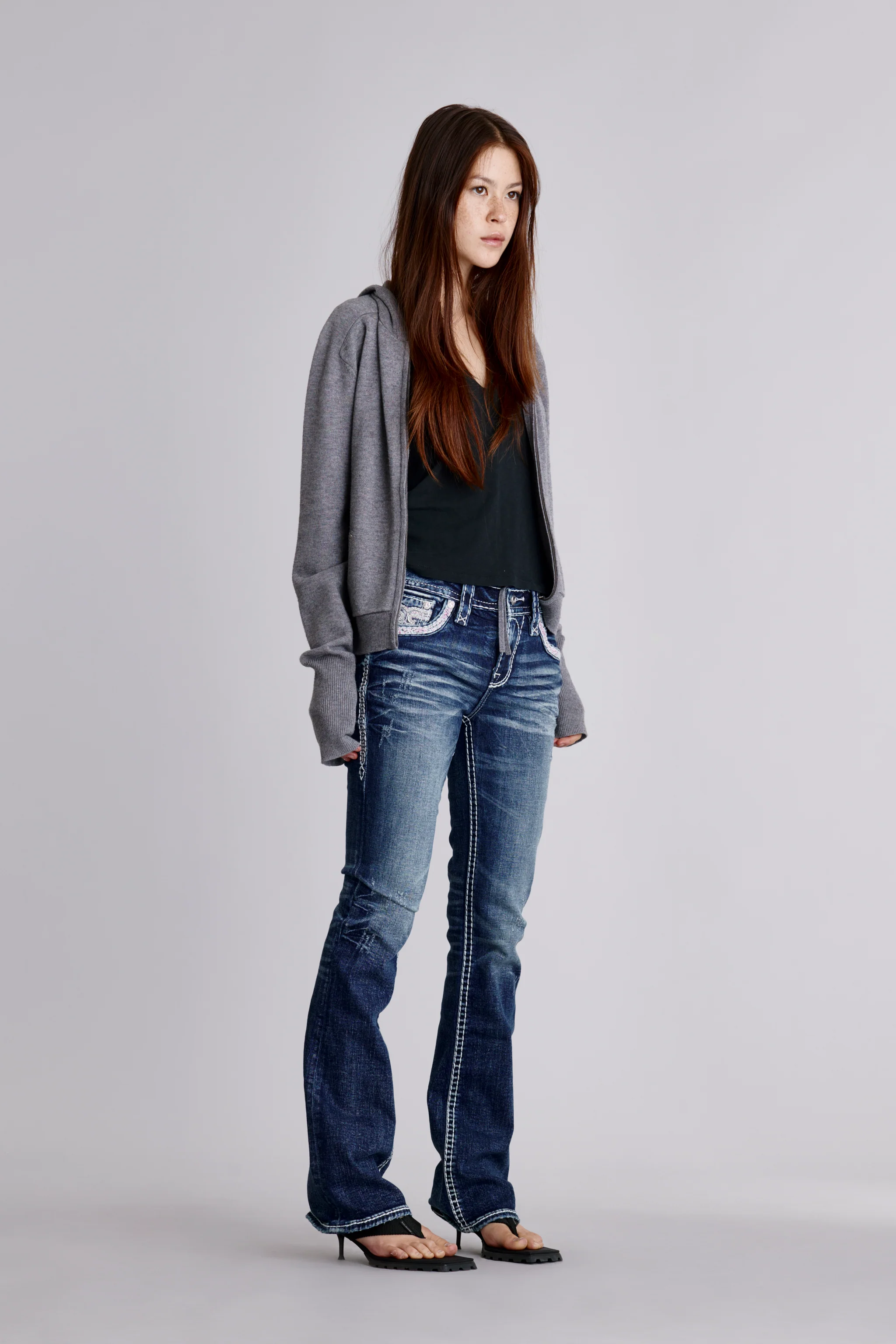 Cosima Bootcut Jeans in Dark Blue - Image 2