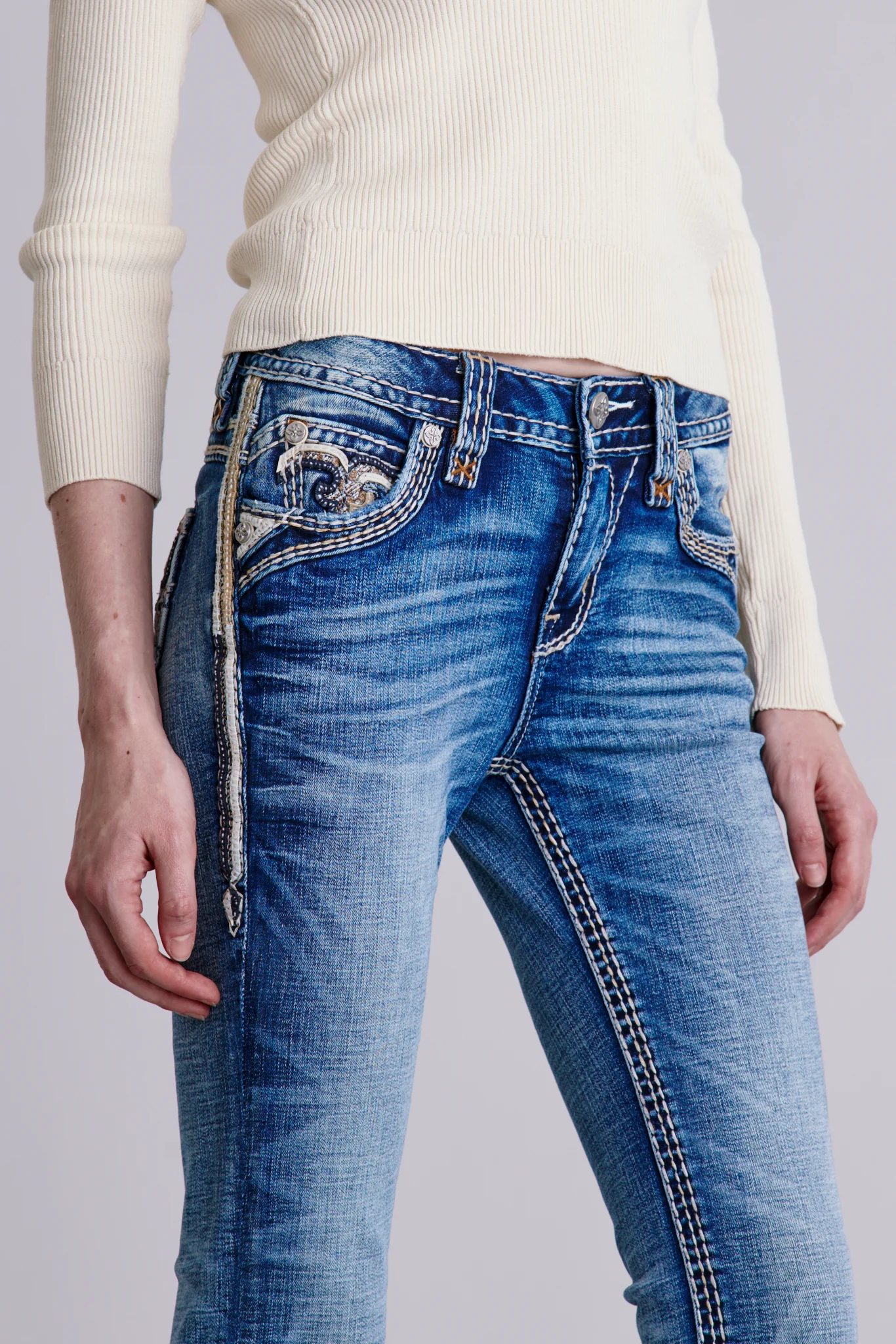 Dakota Bootcut Jeans - Image 6