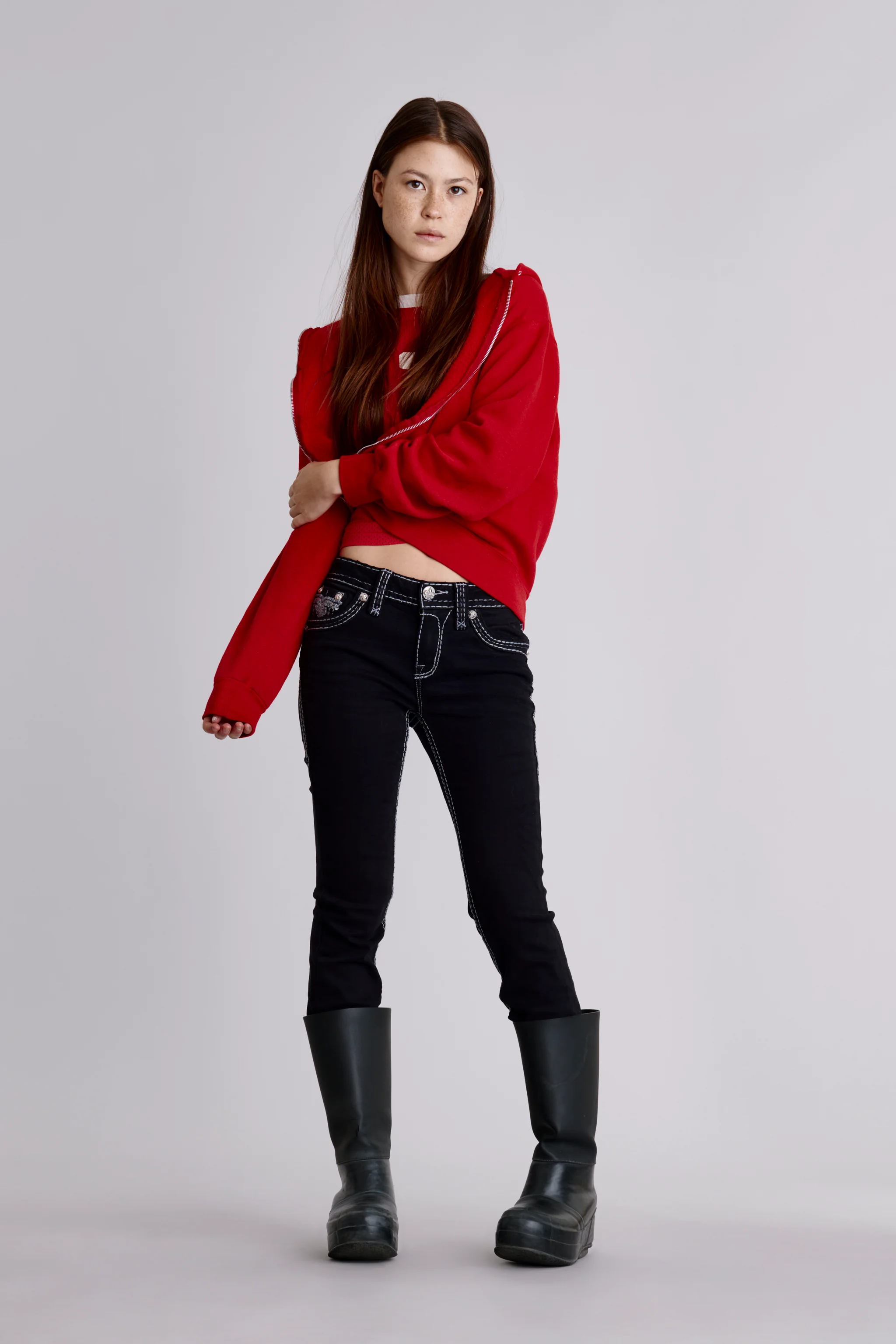 Daphne Straight Jeans in Black