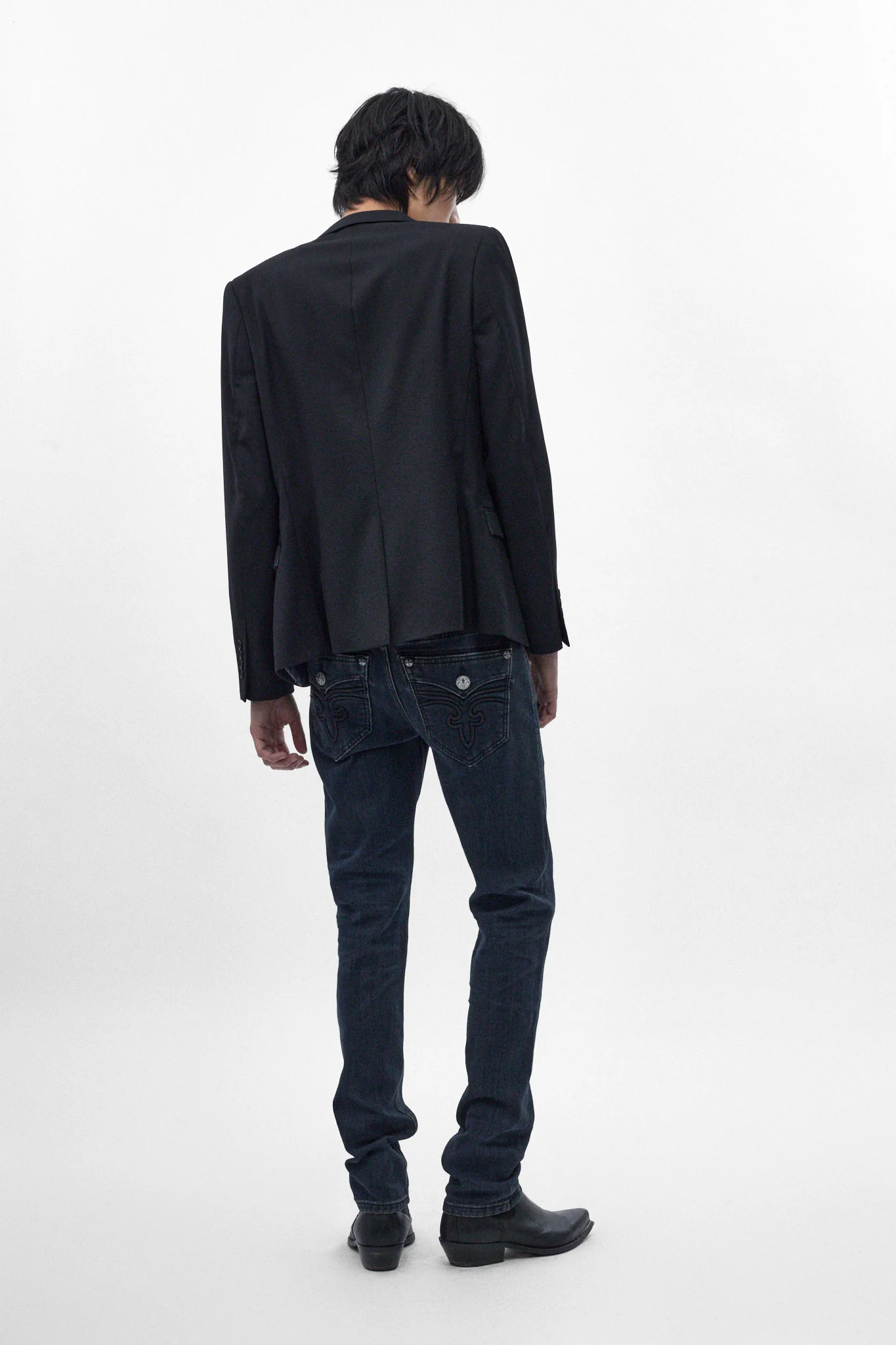 Gene Slim Jeans in Dark Blue - Image 4