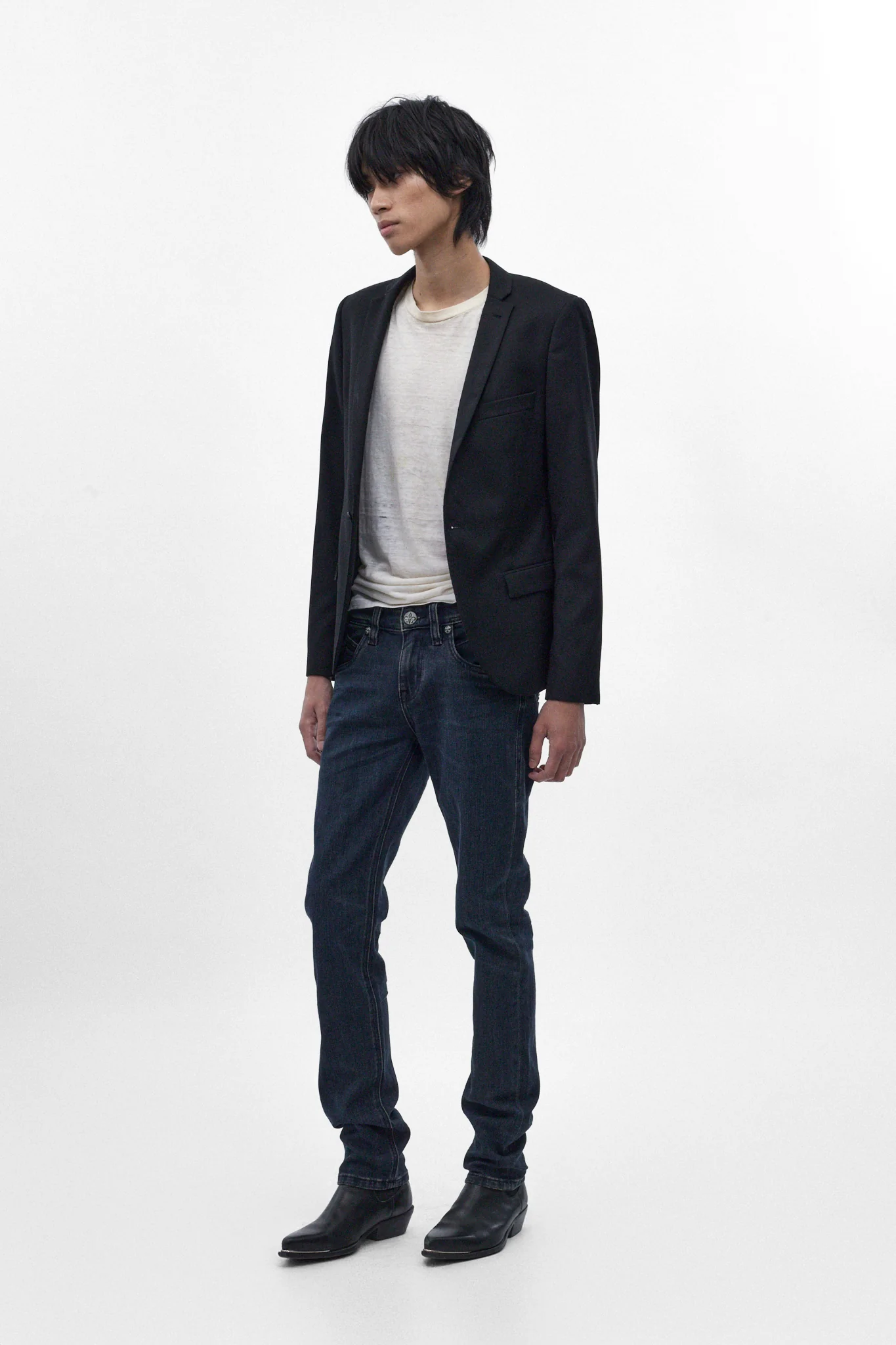 Gene Slim Jeans in Dark Blue - Image 5