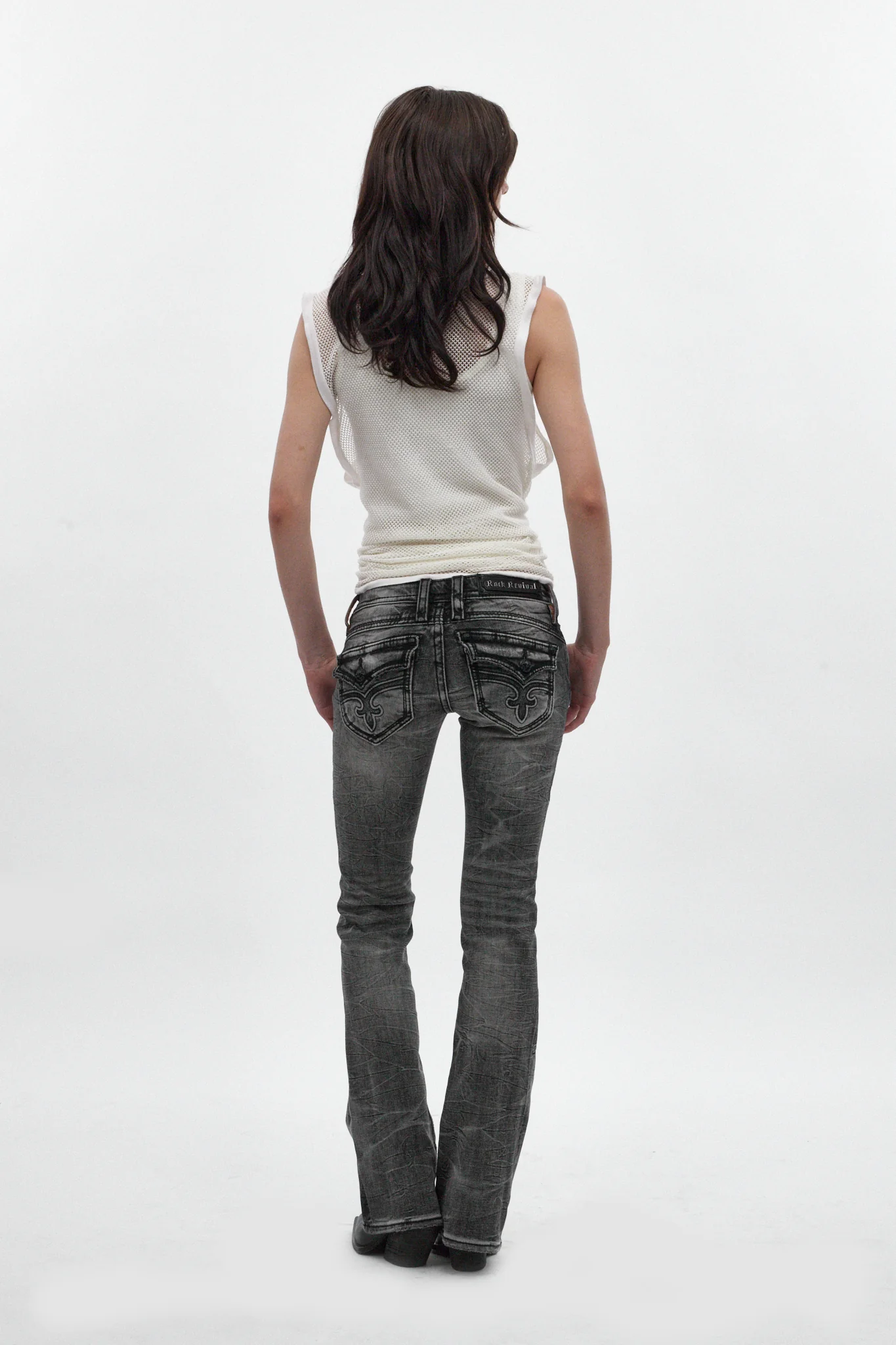 Gwen Super Low-Rise Bootcut Jeans in Black Dusk Fade - Image 2