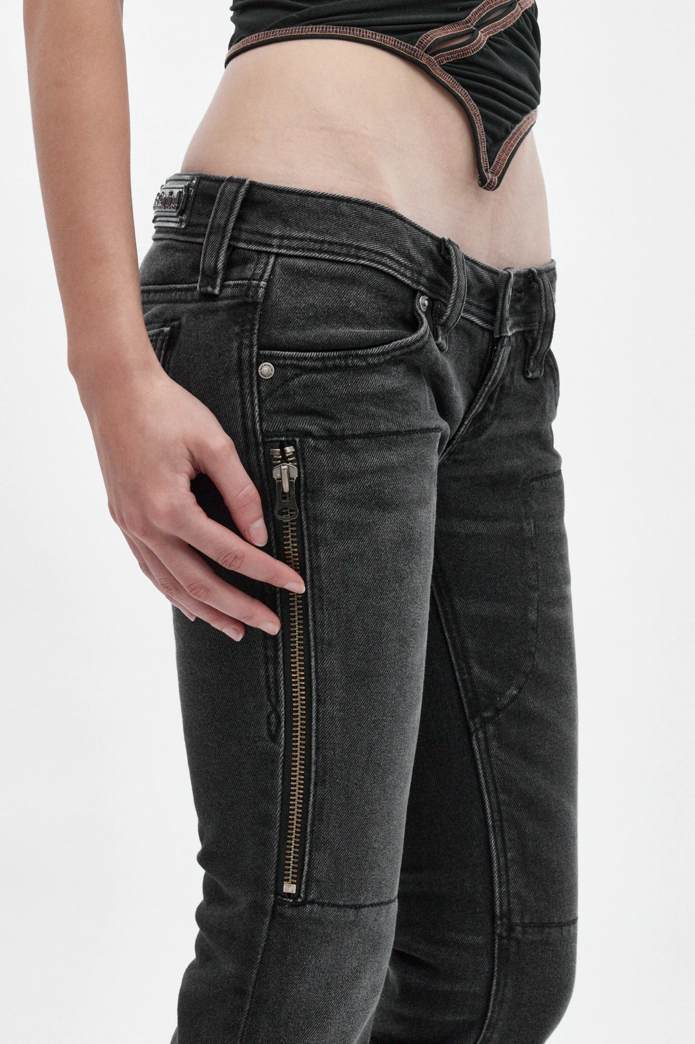 Heather Super Low-Rise Rocker Bootcut Jeans in Black Shadow - Image 2