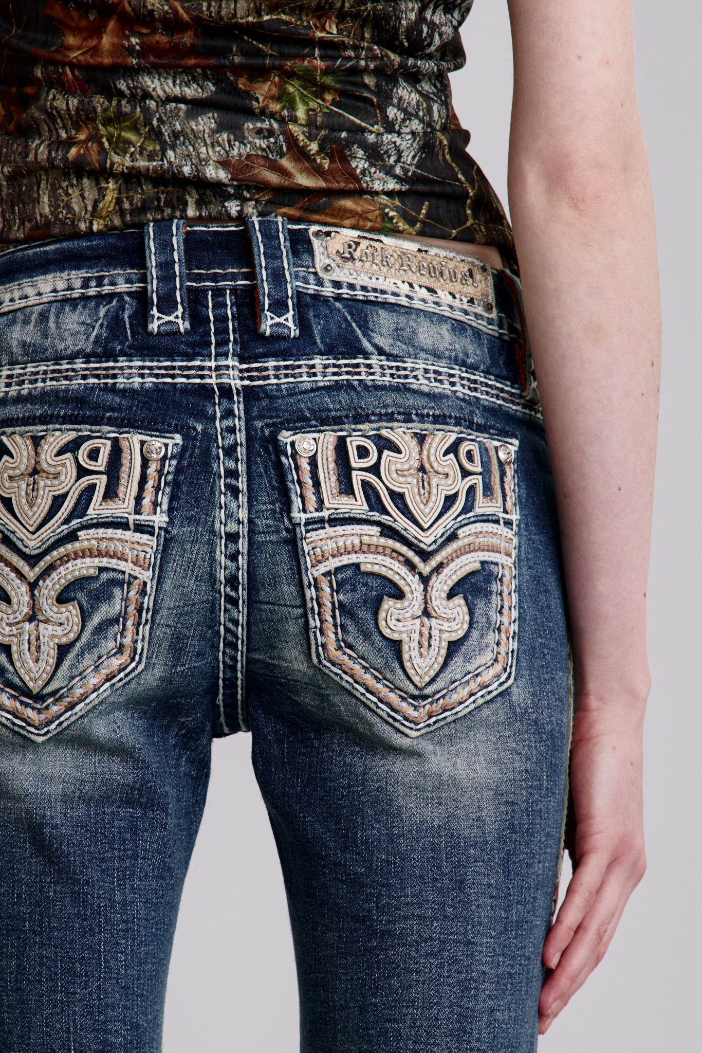 Hollyn Bootcut Jeans - Image 4