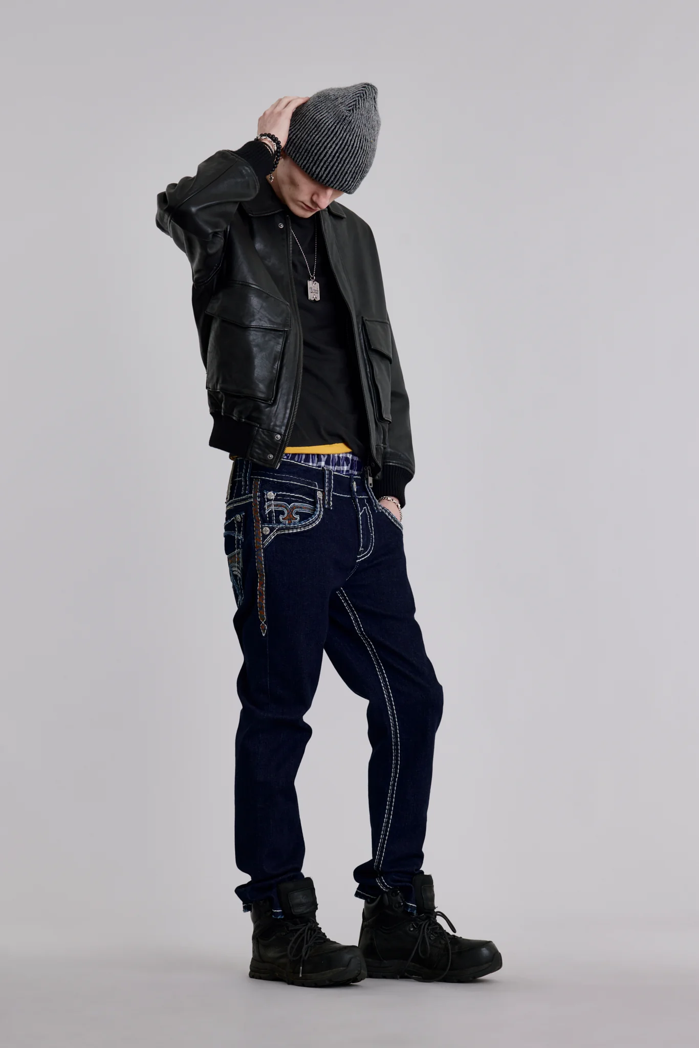 Isaiah Straight Jeans in Dark Blue - Image 4