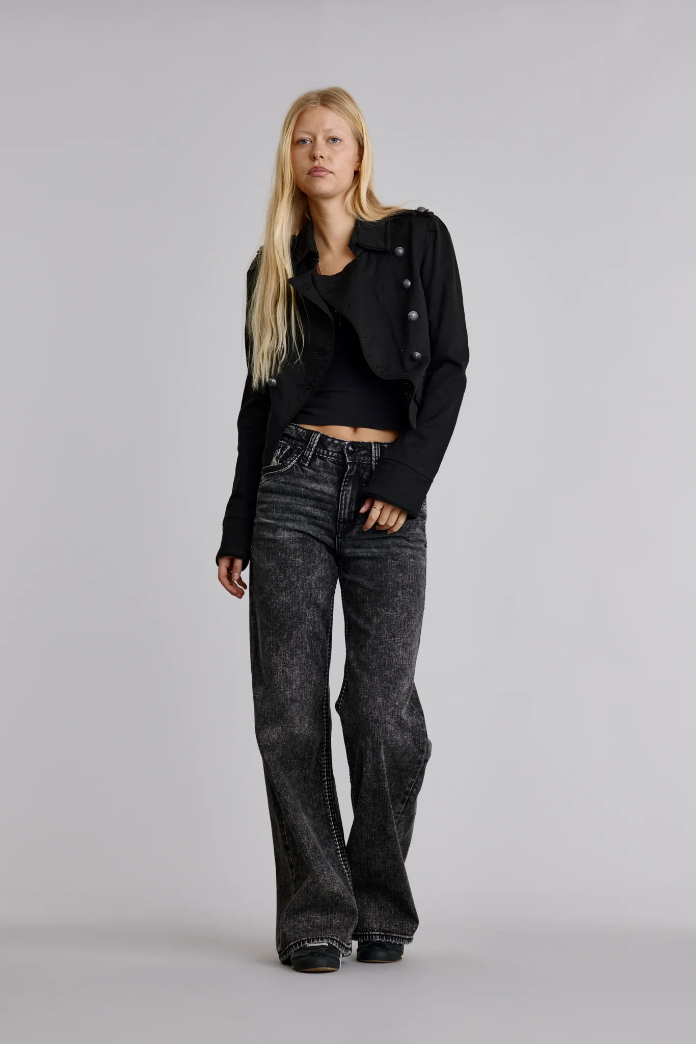 Isolde High Rise Wide Leg Jeans in Grey Black - Image 5