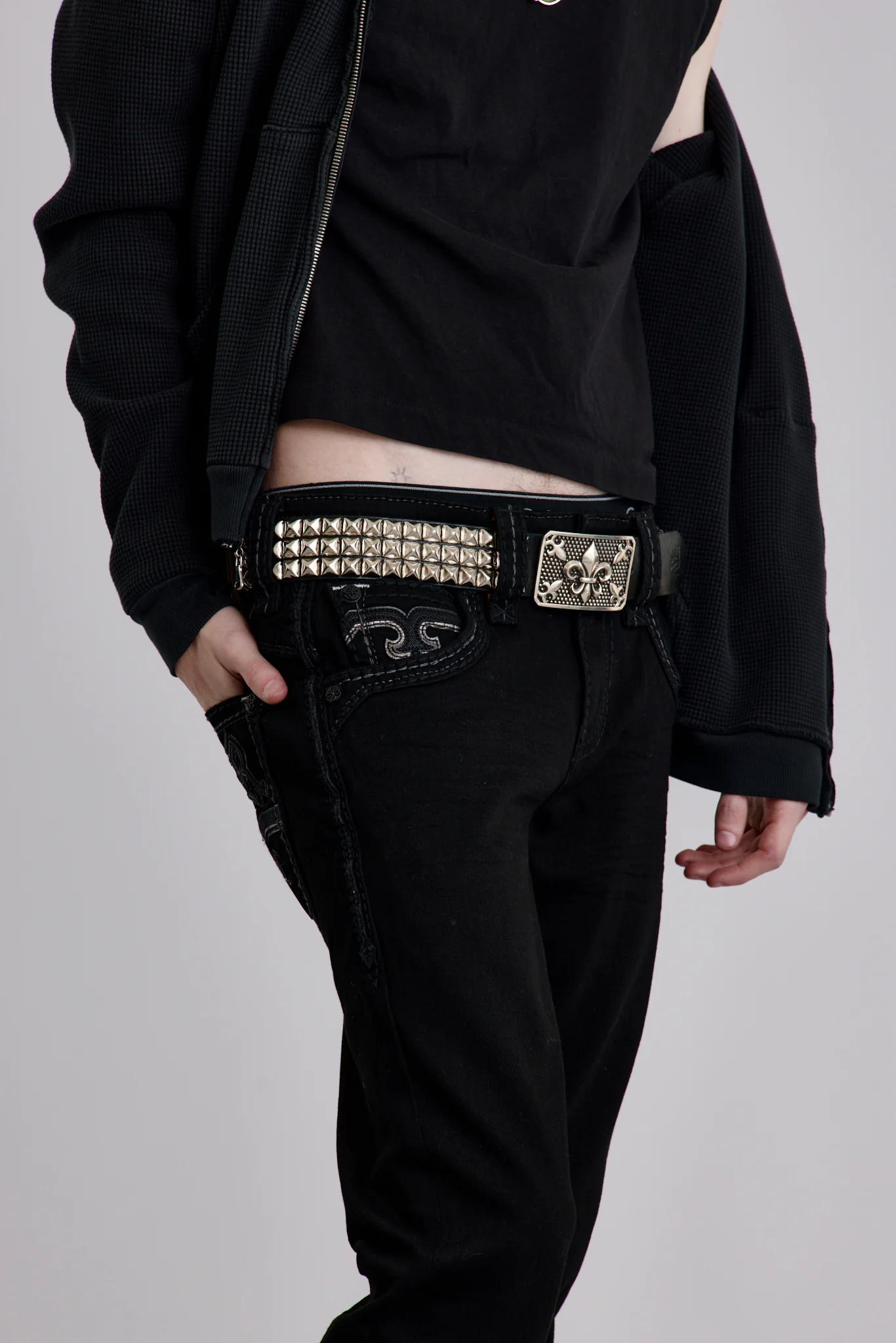 Justinn Straight Jeans in Black - Image 5