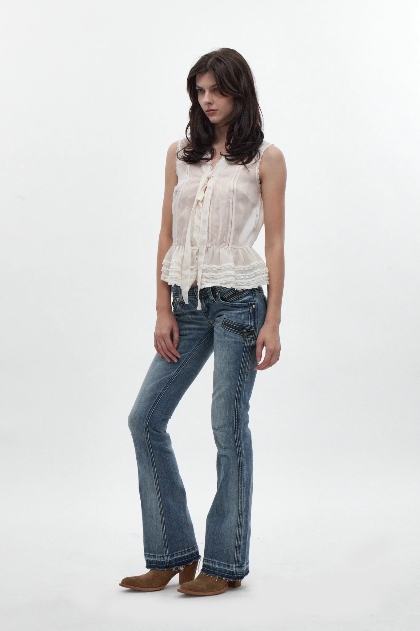 Kamil Super Low-Rise Bootcut Jeans in Medium Blue - Image 3