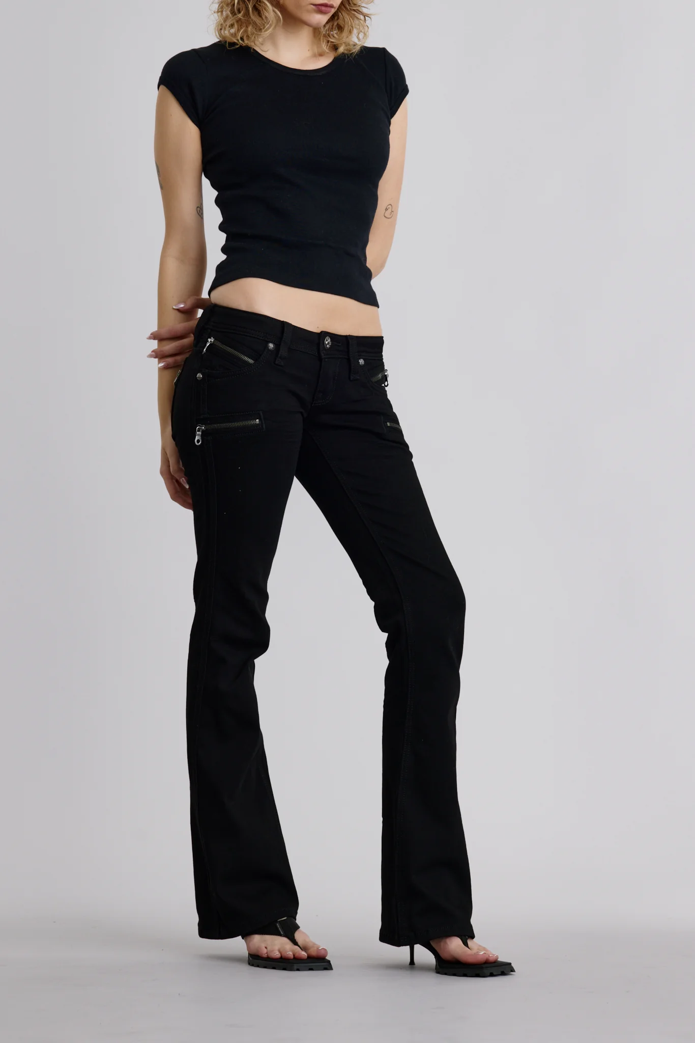 Kamil Super Low-Rise Moto Bootcut Jeans in Black - Image 9