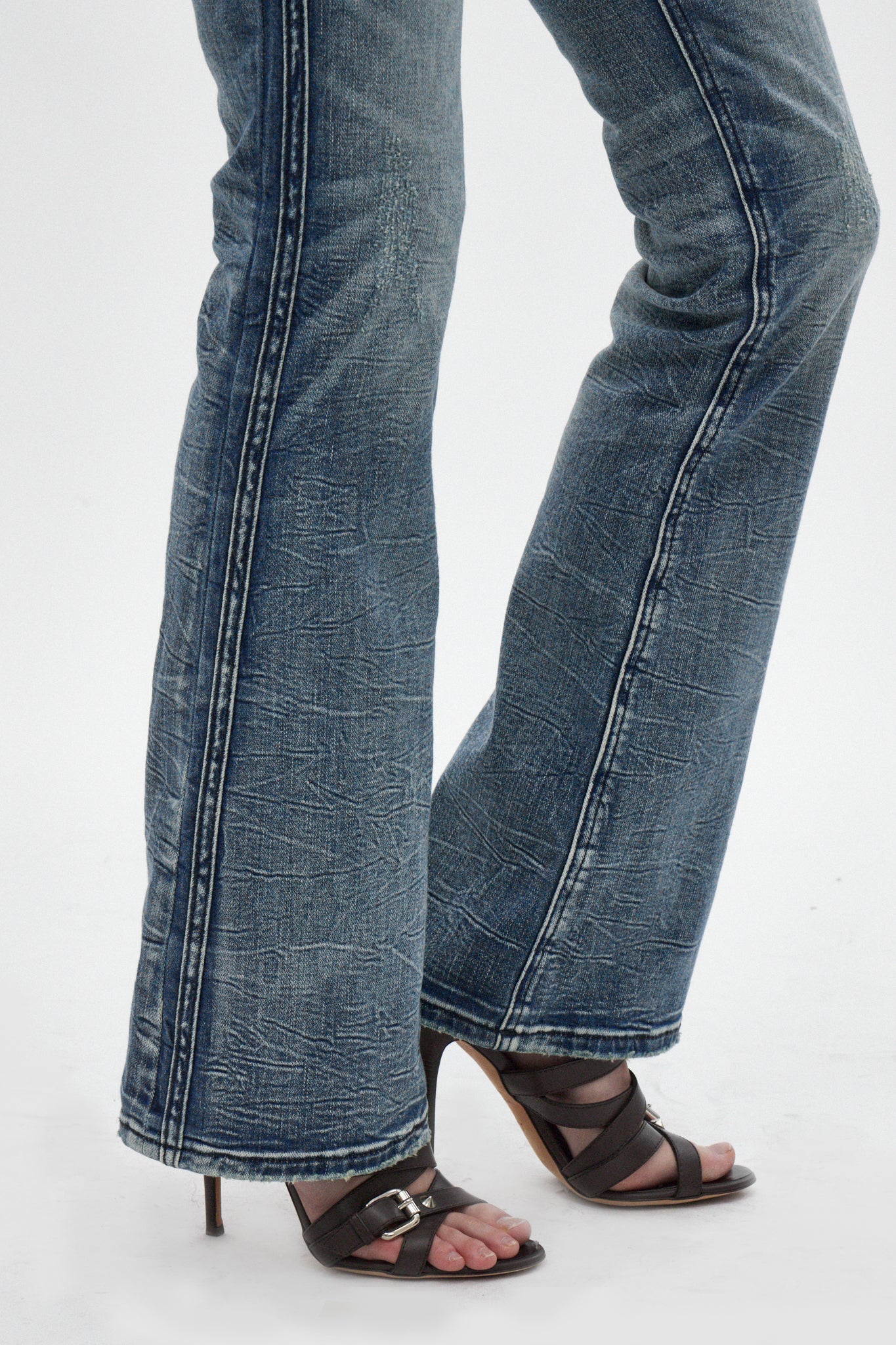 Kamil Super Low-Rise Bootcut Jeans in Pacific Blue - Image 2