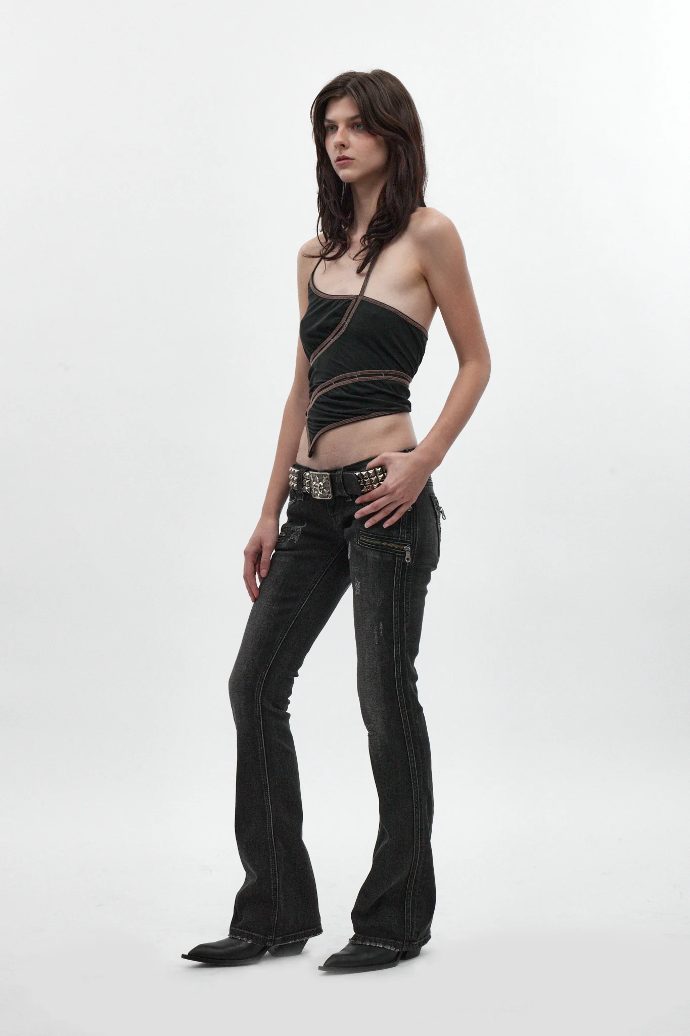 Kamil Super Low-Rise Bootcut Jeans in Faded Black - Image 5