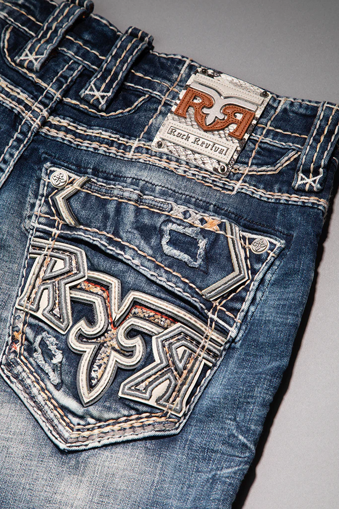 Kyrie Bootcut Jeans - Image 8