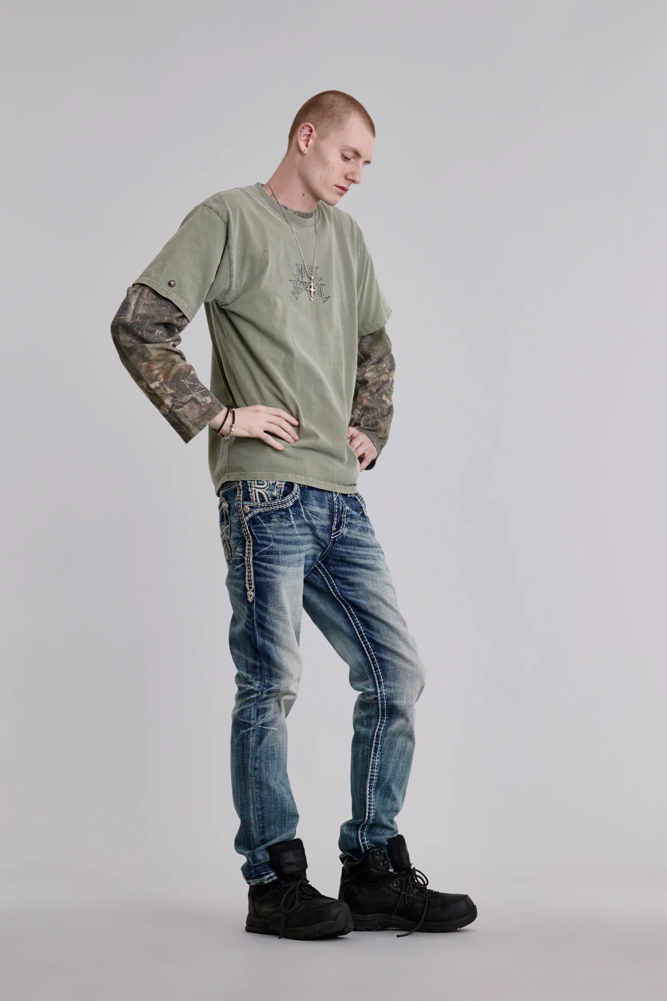 Louis Straight Jeans in Medium Blue - Image 4