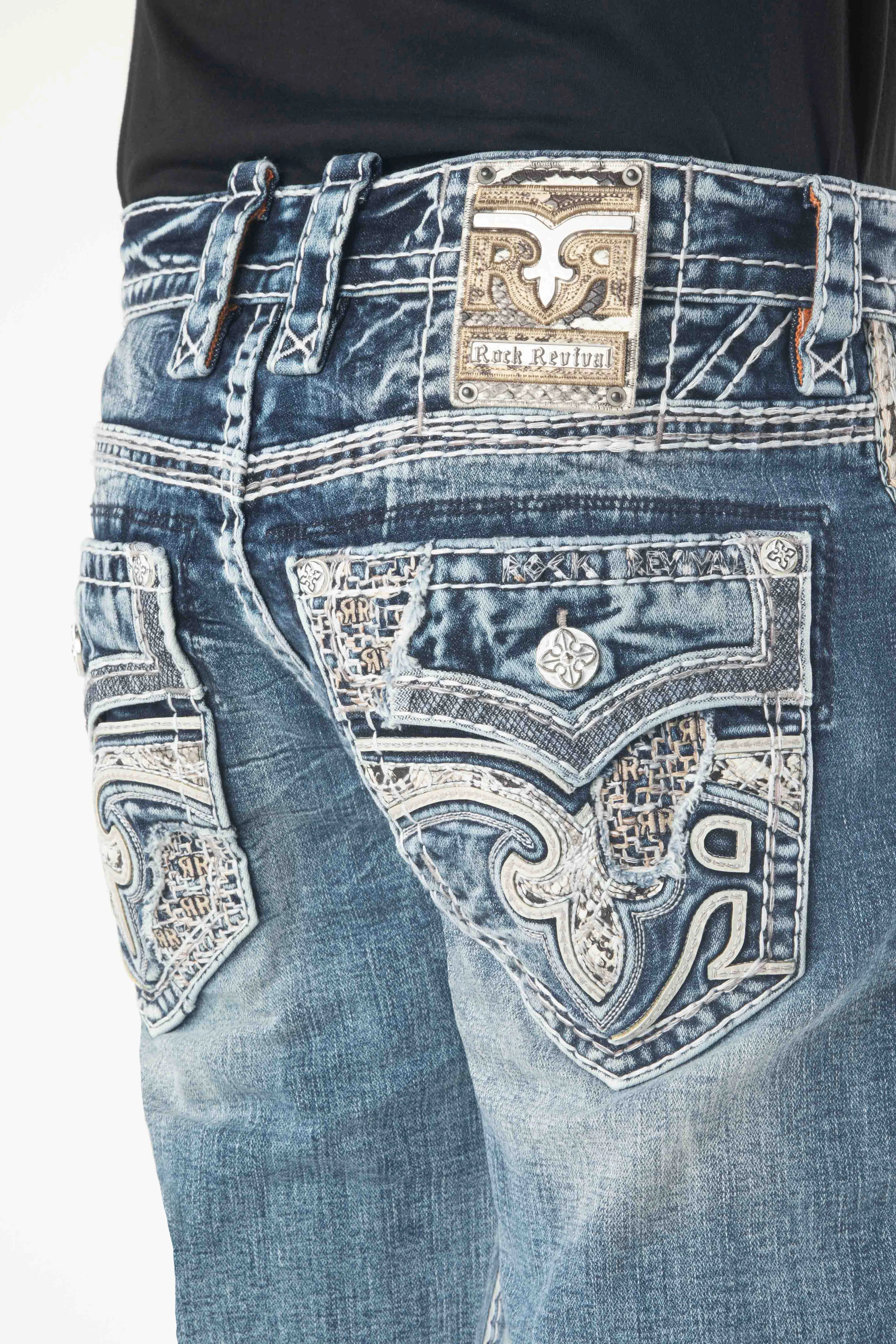Mckay Bootcut Jeans in Medium Blue - Image 2