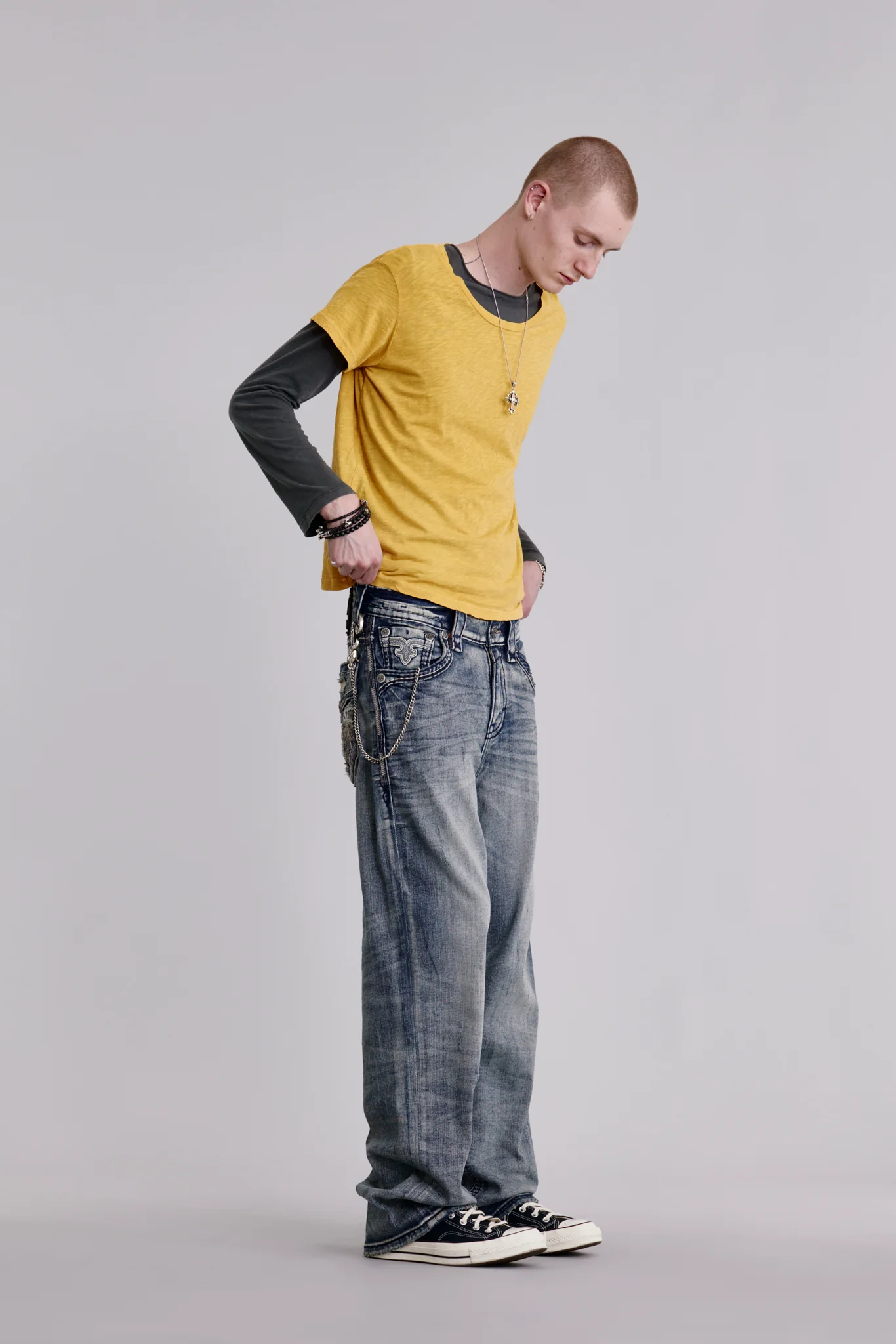 Norwell Baggy 1 Jeans in Medium Wash - Image 6