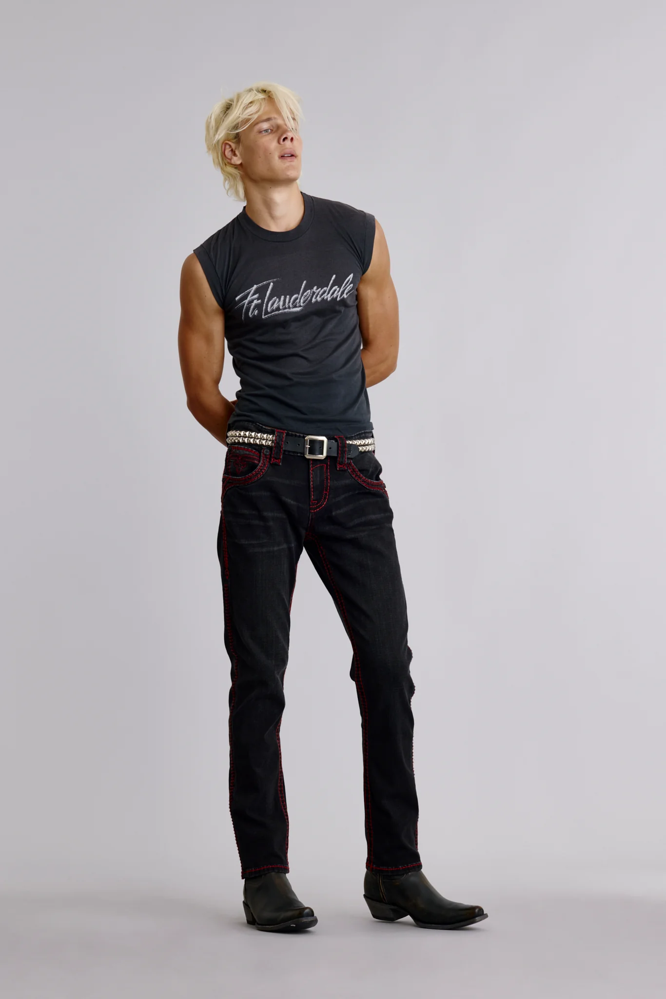 Richie Alt Straight Jeans in Black