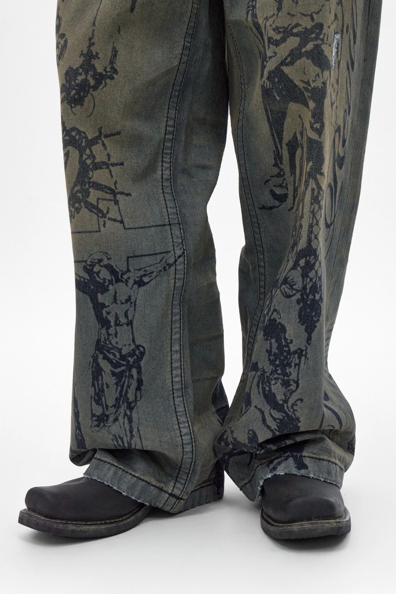Rock Revival by Jaded London Colossus Jeans in Vintage Blue (M) - Image 4