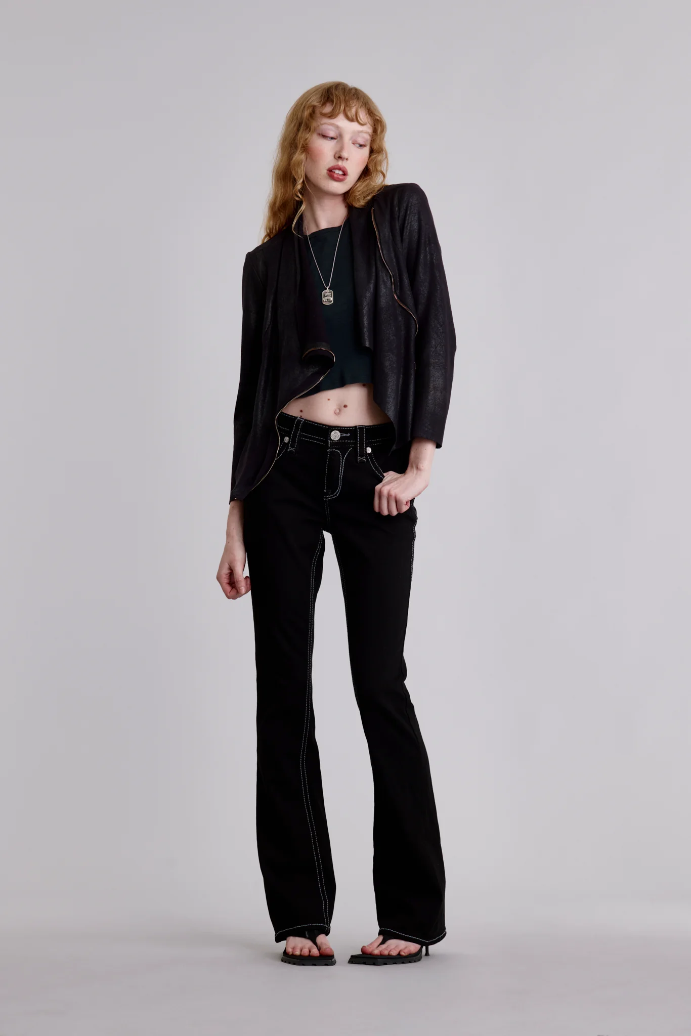 Lana Bootcut Jeans in Black