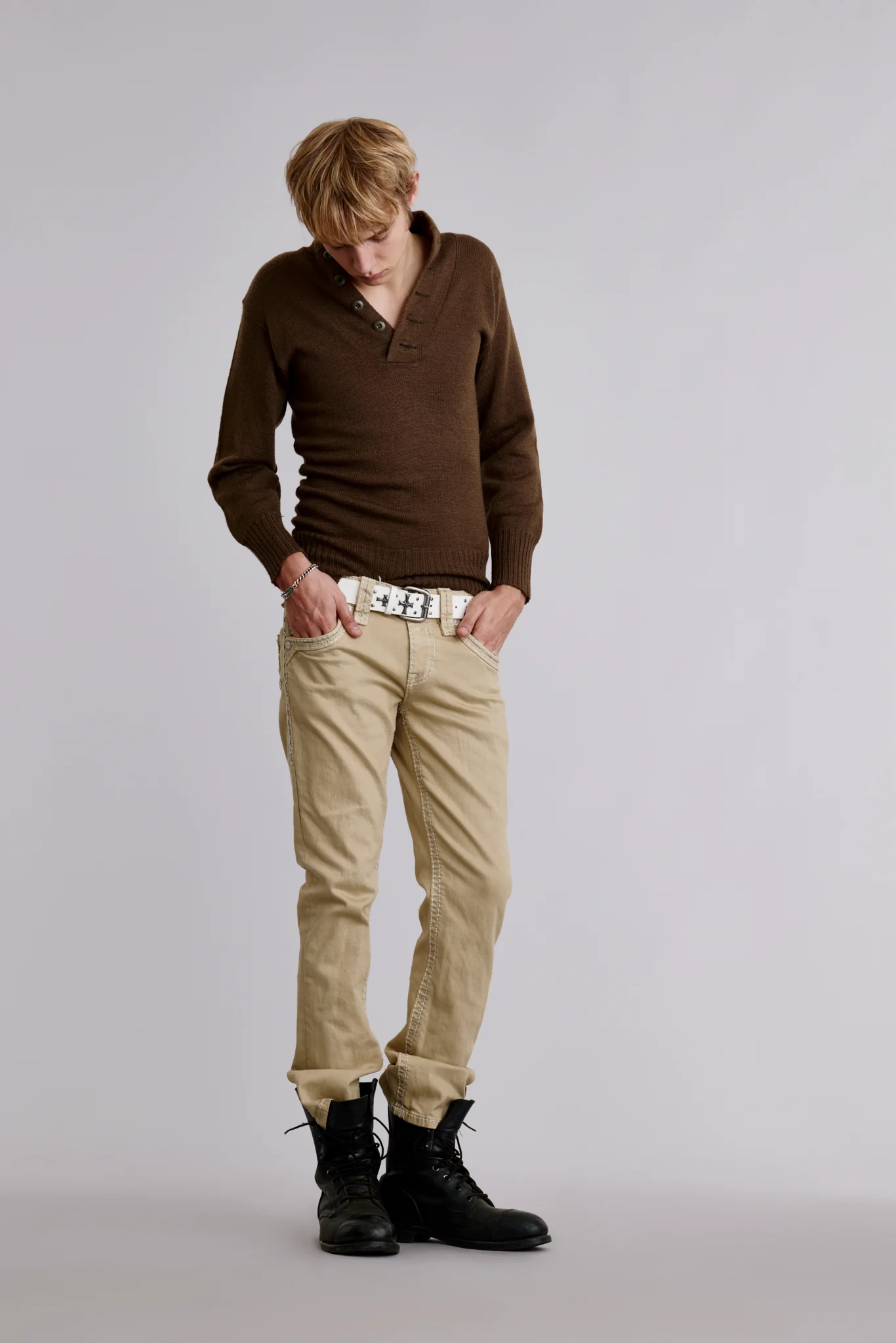 Justinn Straight Jeans in Khaki