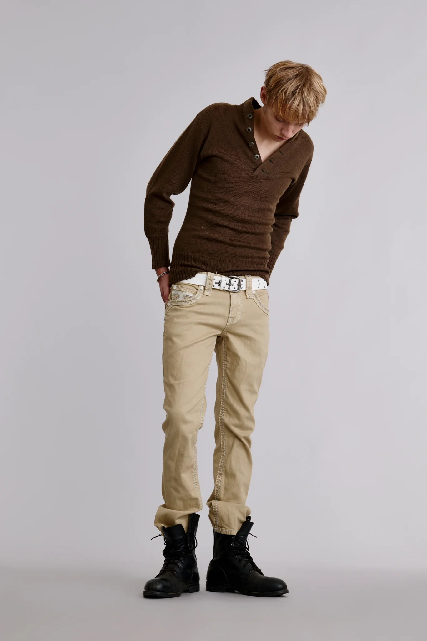 Justinn Straight Jeans in Khaki - Image 6