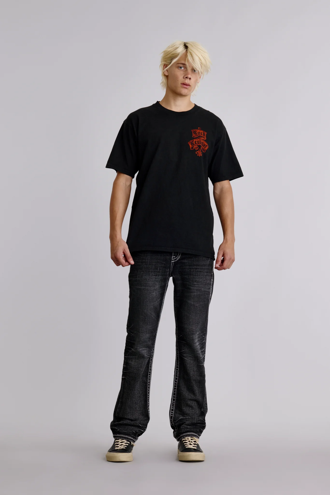 Rock Revival Crest Tee in Black/Red - Image 3
