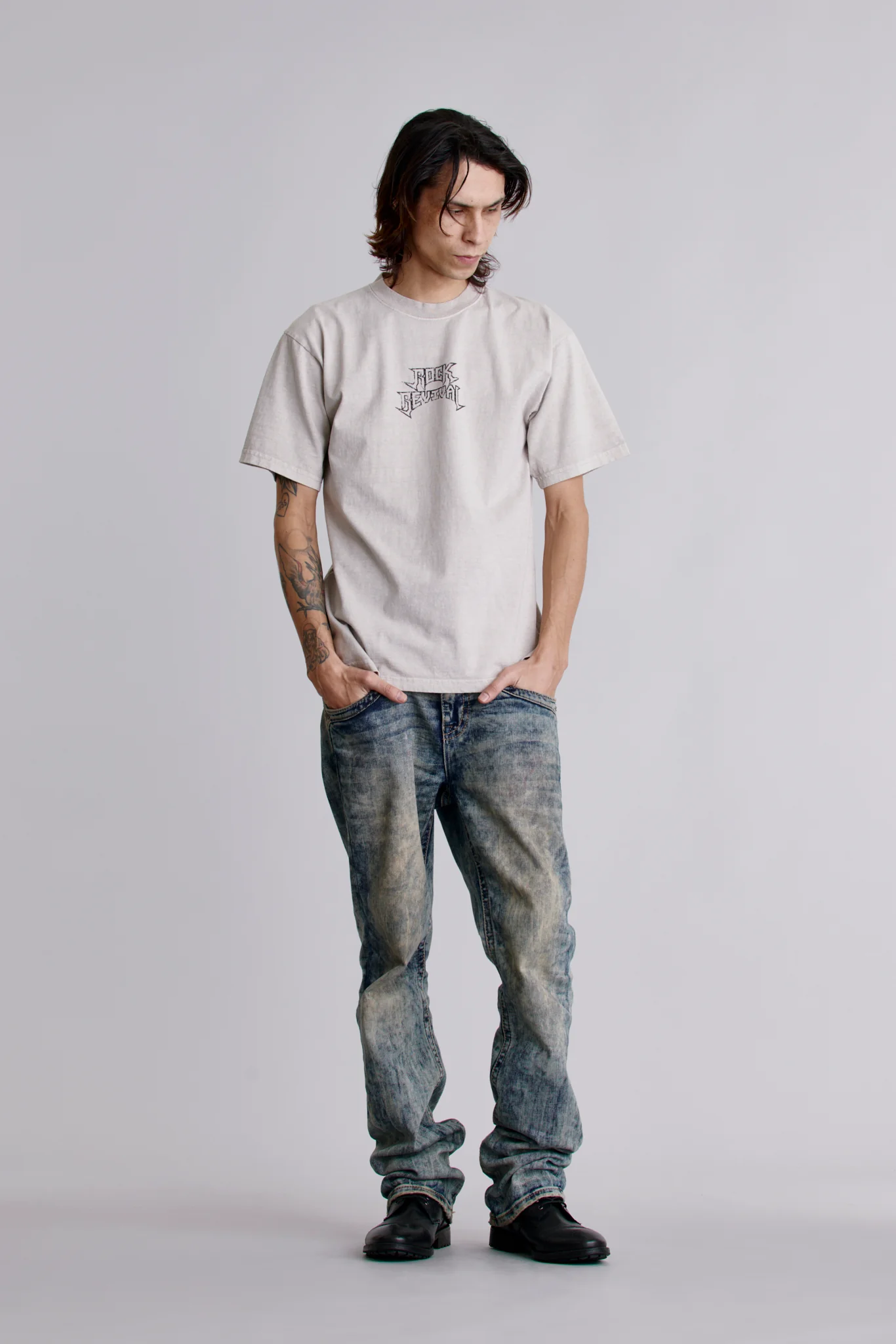 Manifest Tee in Dust - Image 3