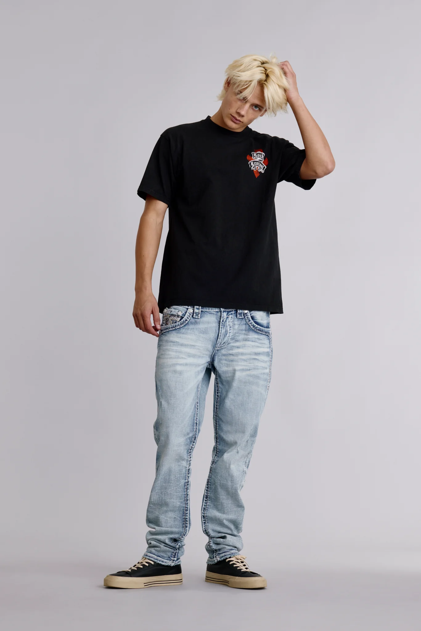 Crest Tee in Black - Image 3