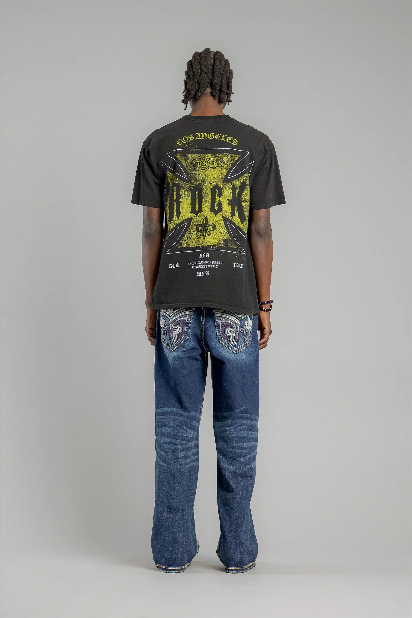 Cross Forme Tee in Black - Image 4