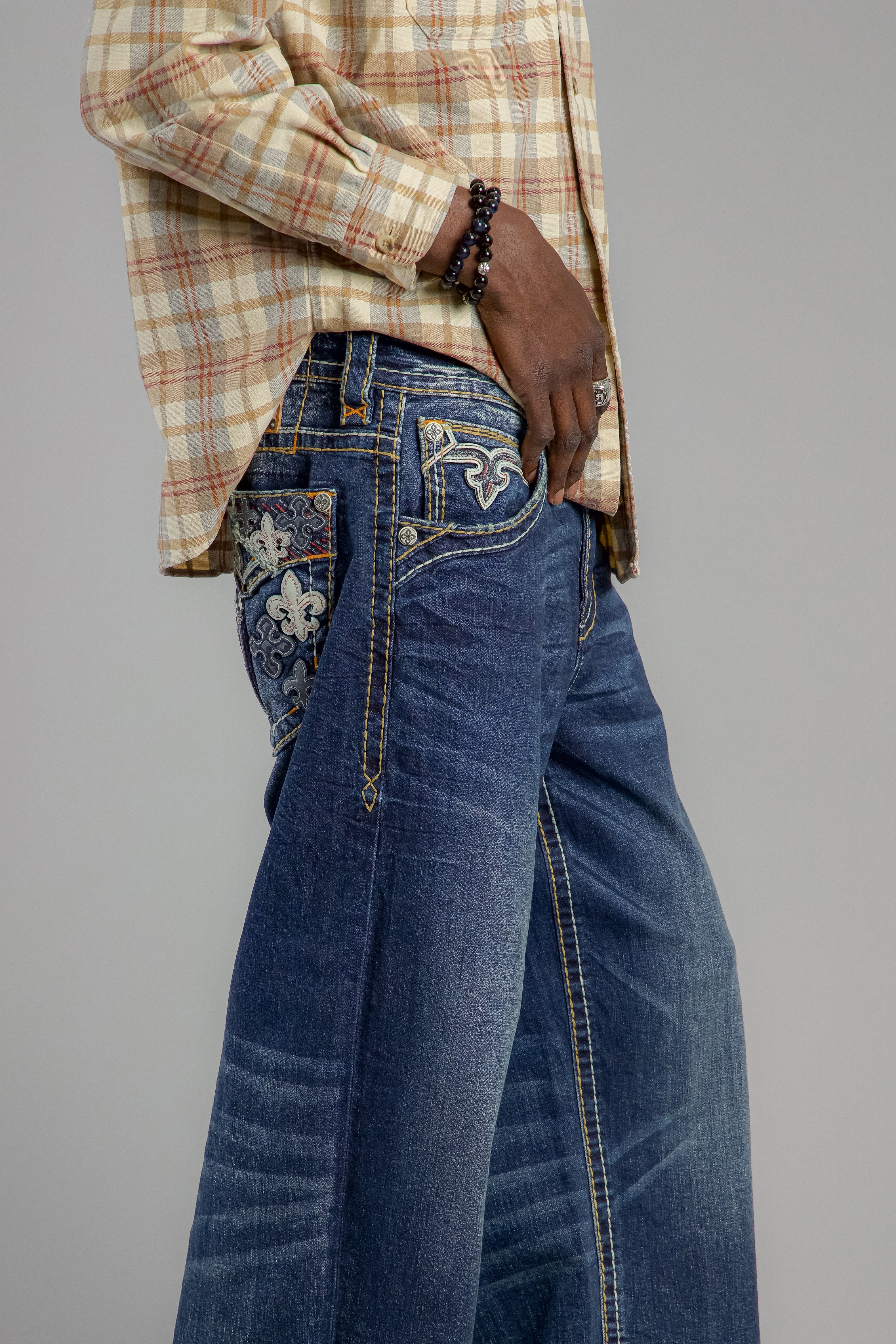 Thorne Baggy 3 Jeans in Dark Blue - Image 5