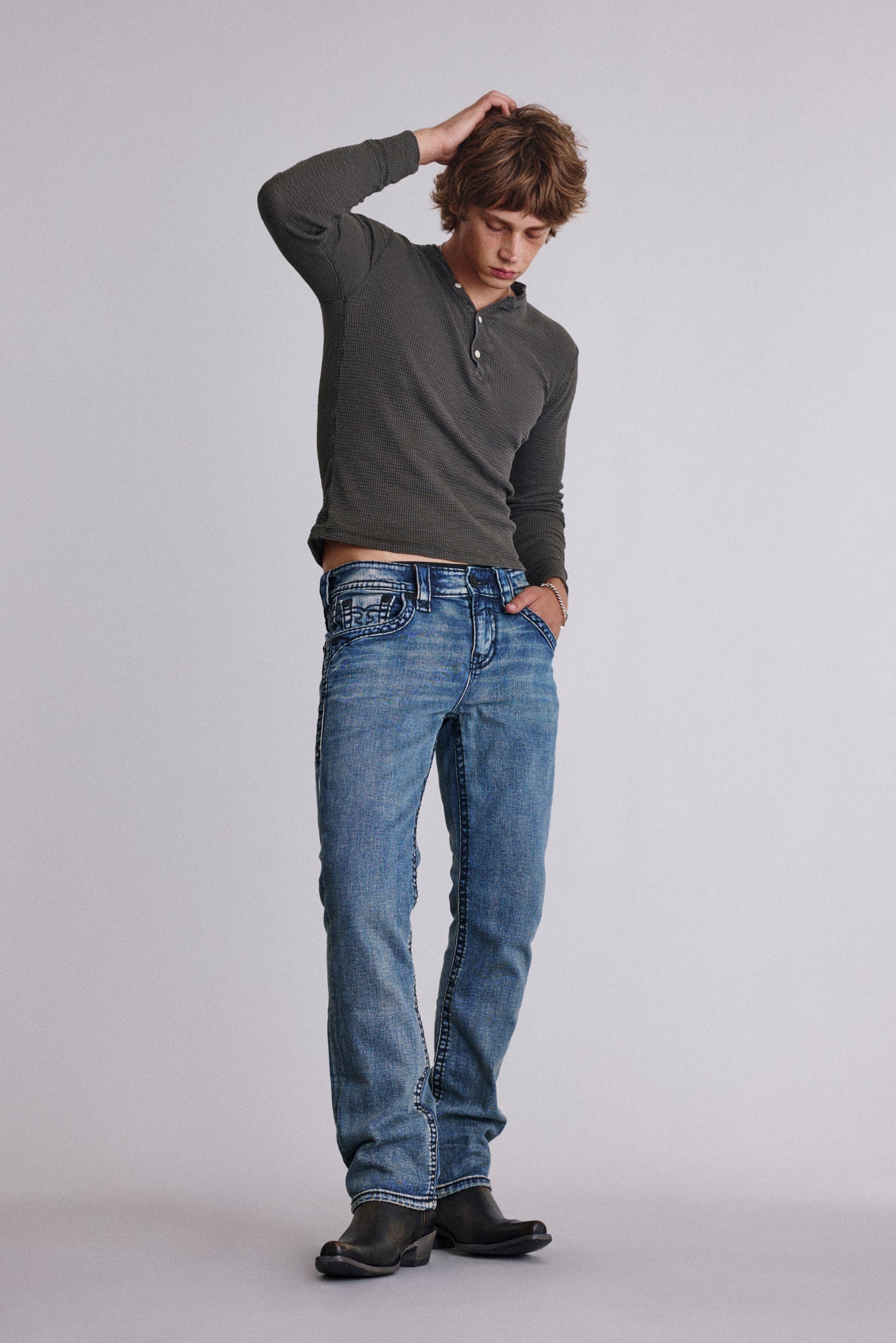 Titan Relaxed Straight in Medium Wash - Image 3