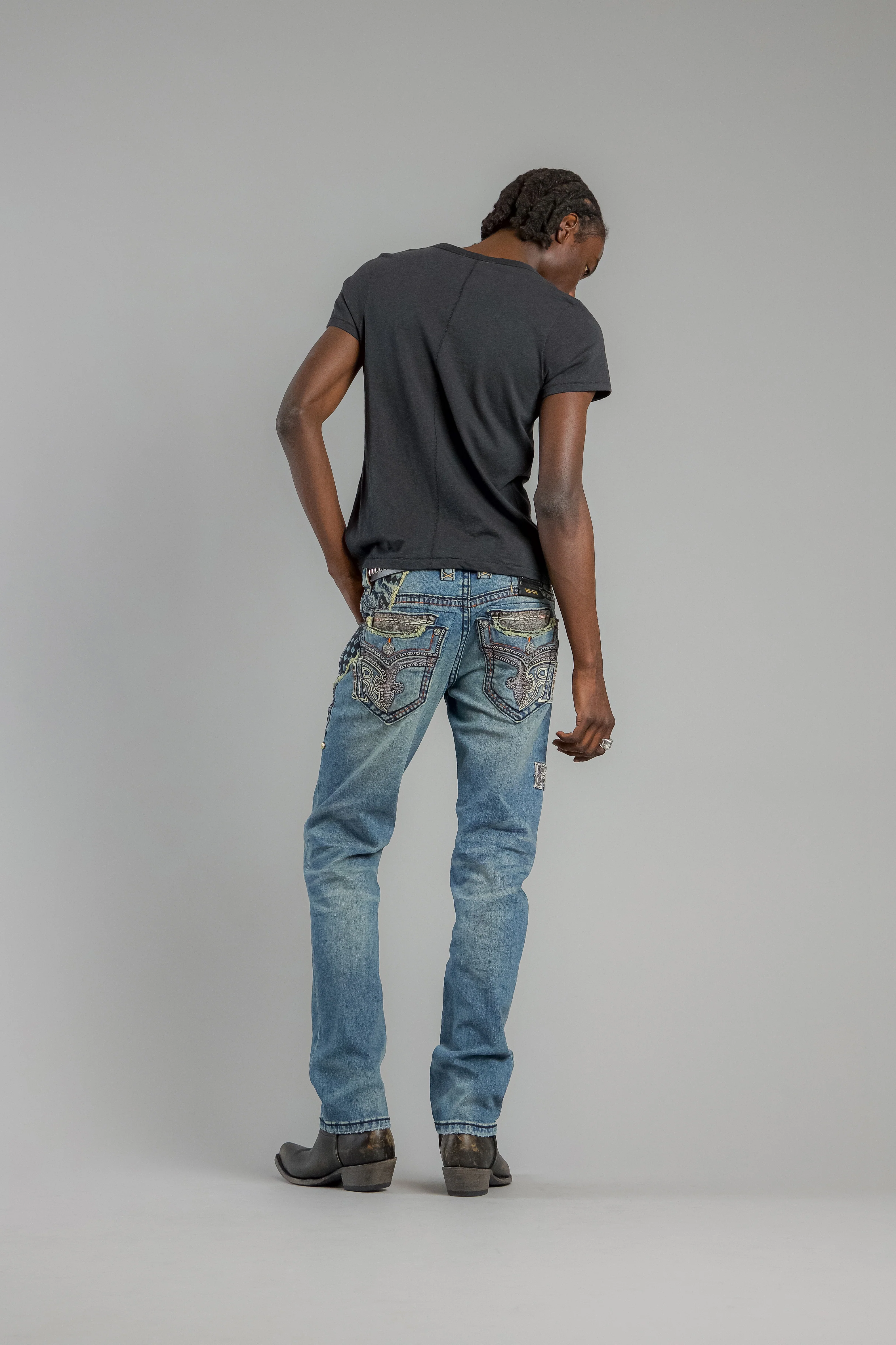 Vinton Straight Jeans in Medium Blue - GR Collection - Image 4