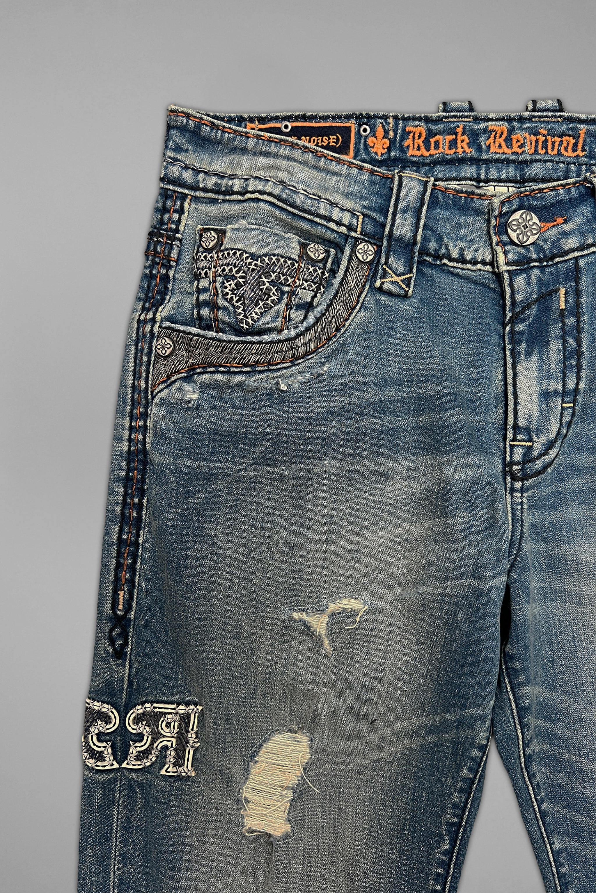 Vinton Straight Jeans in Medium Blue - GR Collection - Image 7