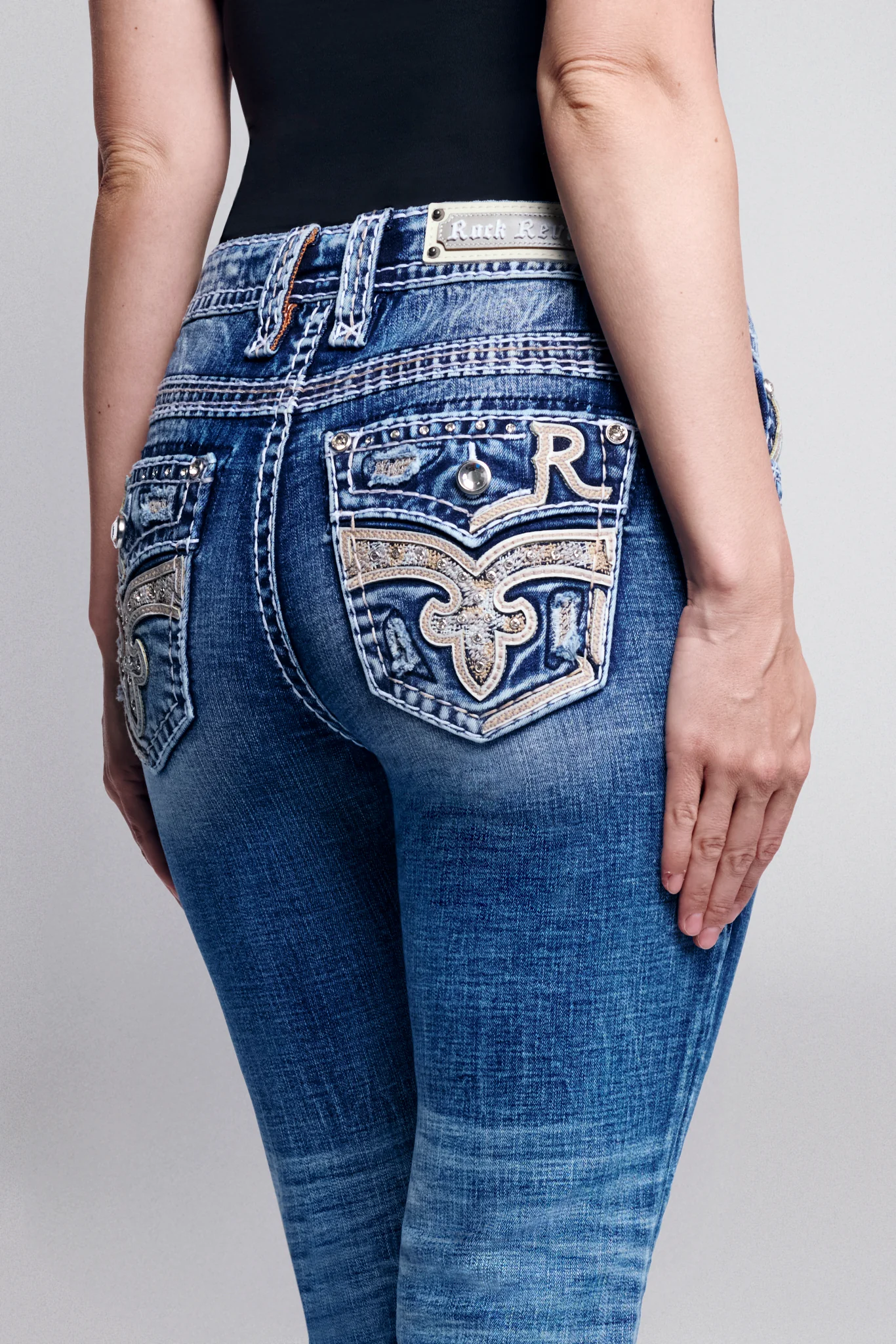 Vittoria Universal Crop - Image 4