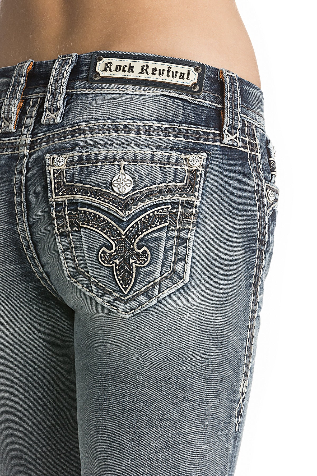 Yanka Capri - Image 4